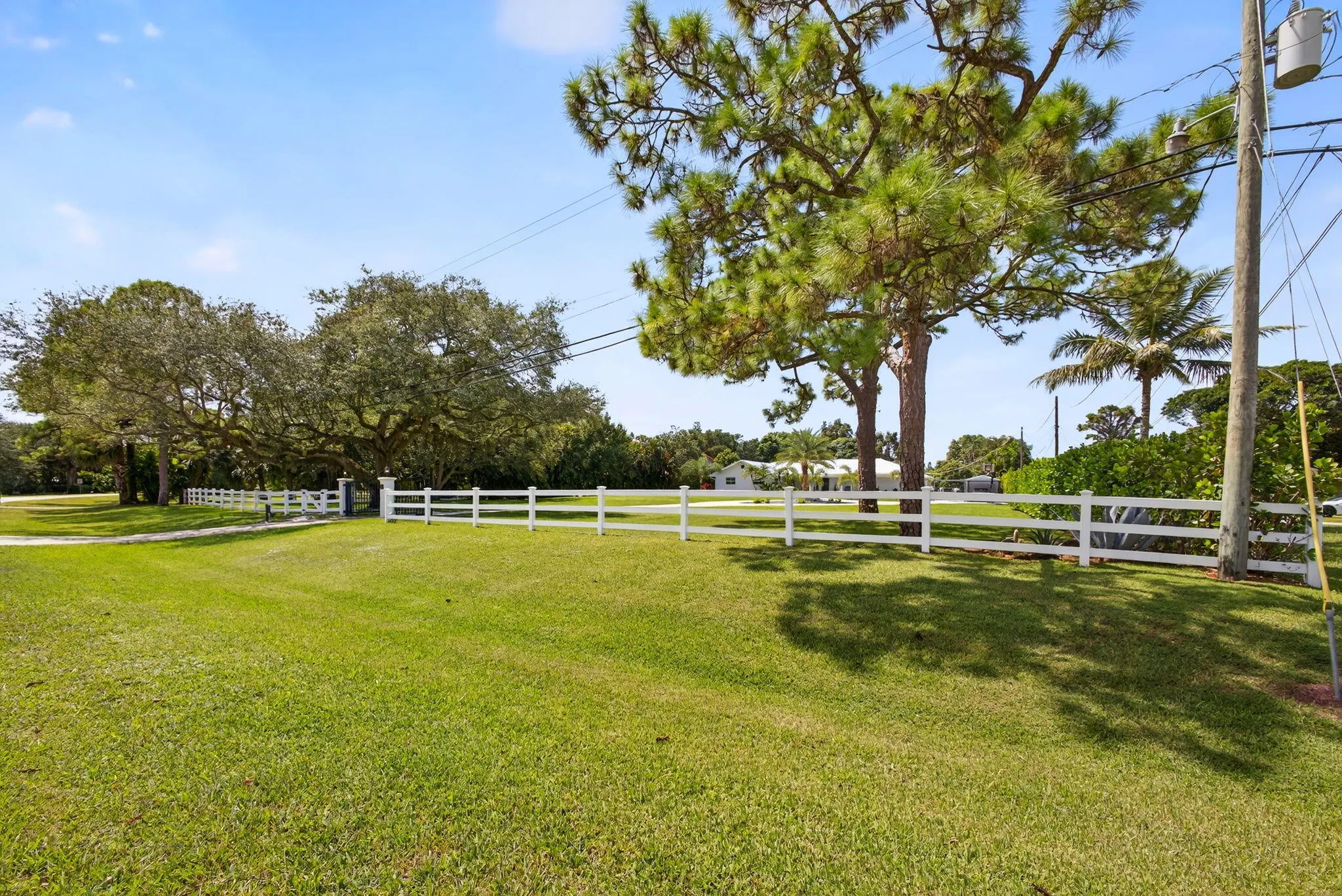 4628 Square Lake Drive