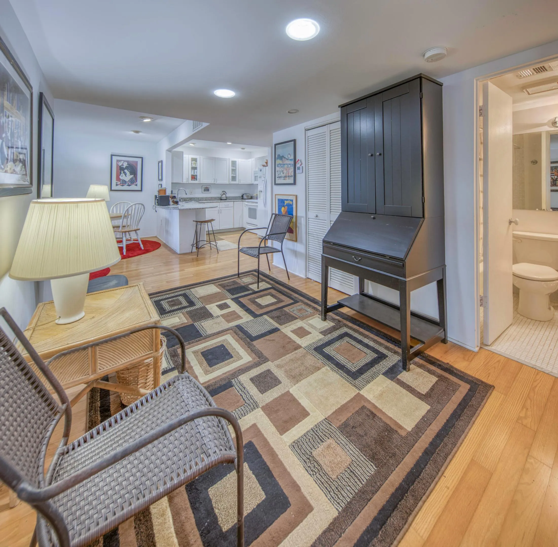 1516 S LAKESIDE Drive #310