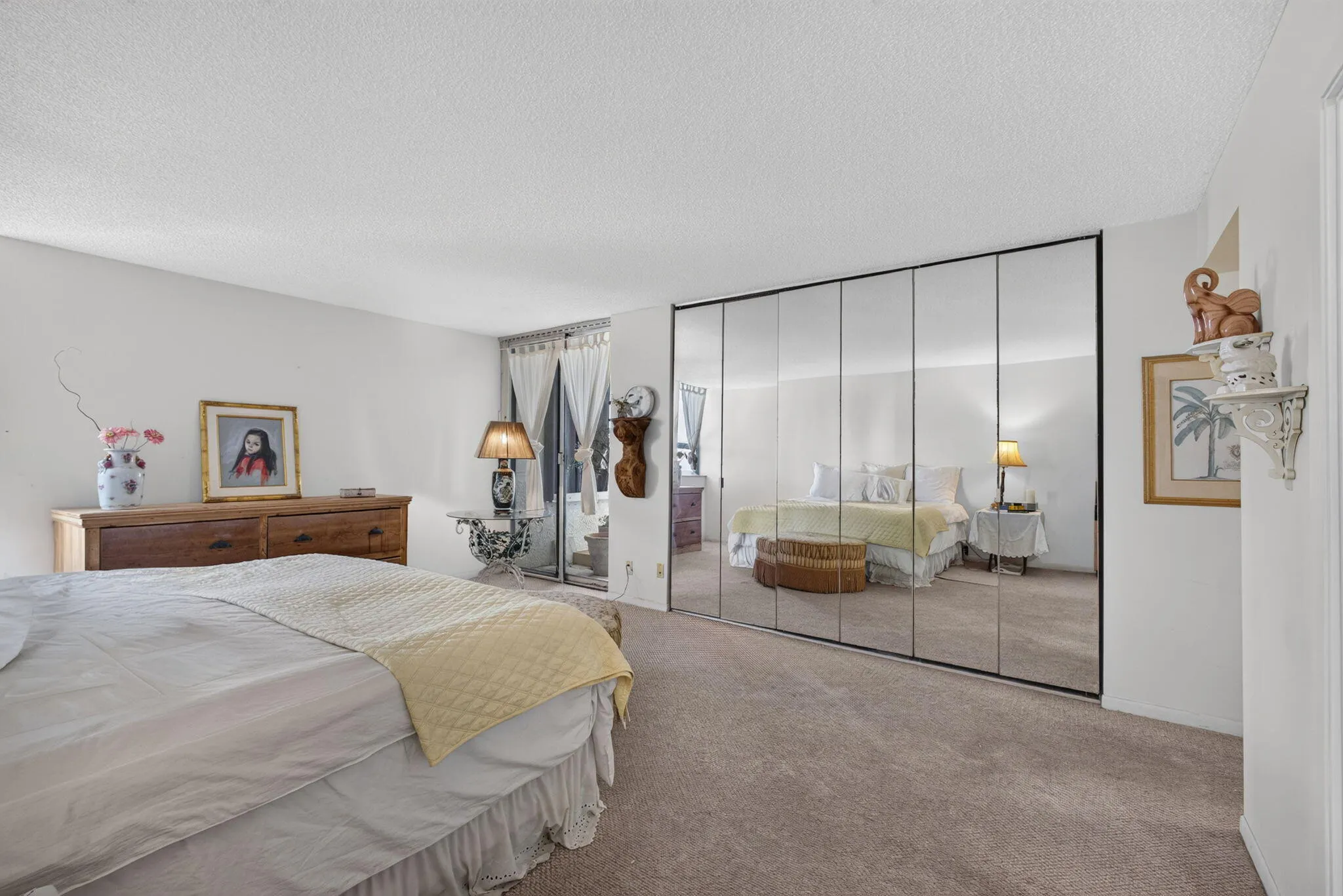 5280 N OCEAN Drive #4D