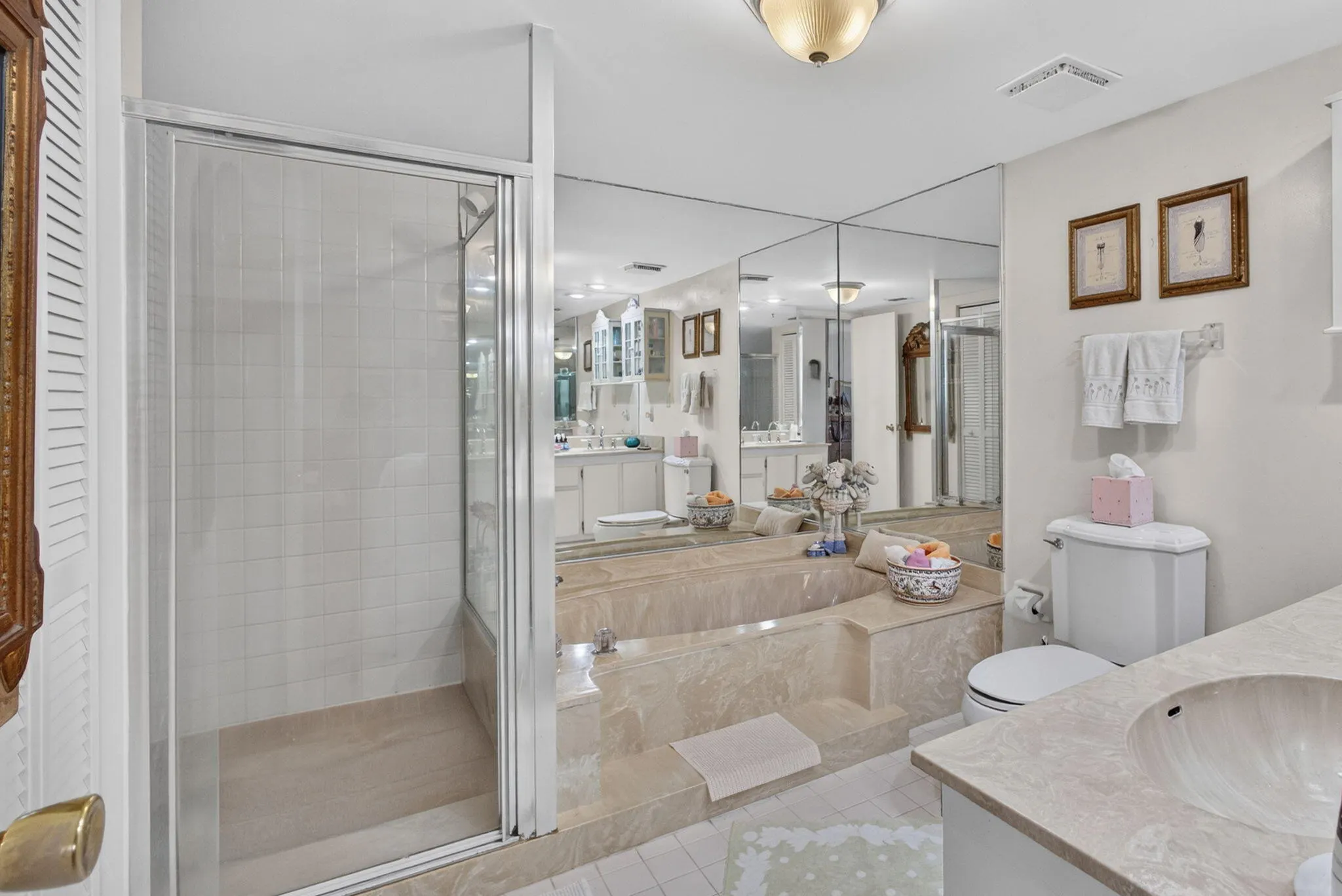 5280 N OCEAN Drive #4D