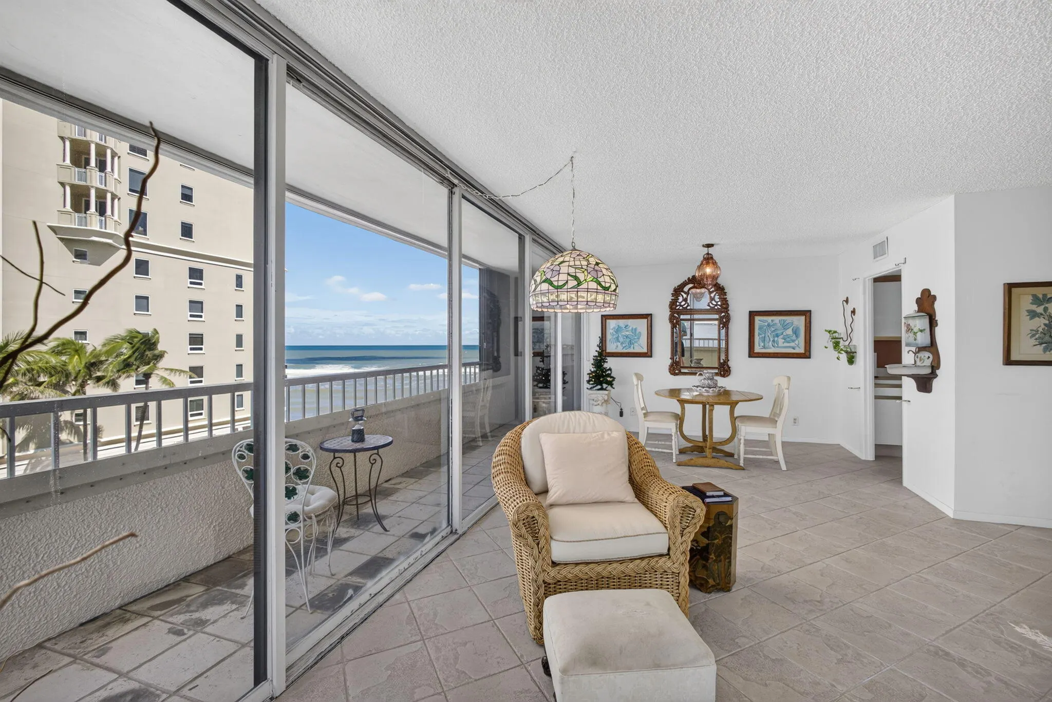 5280 N OCEAN Drive #4D