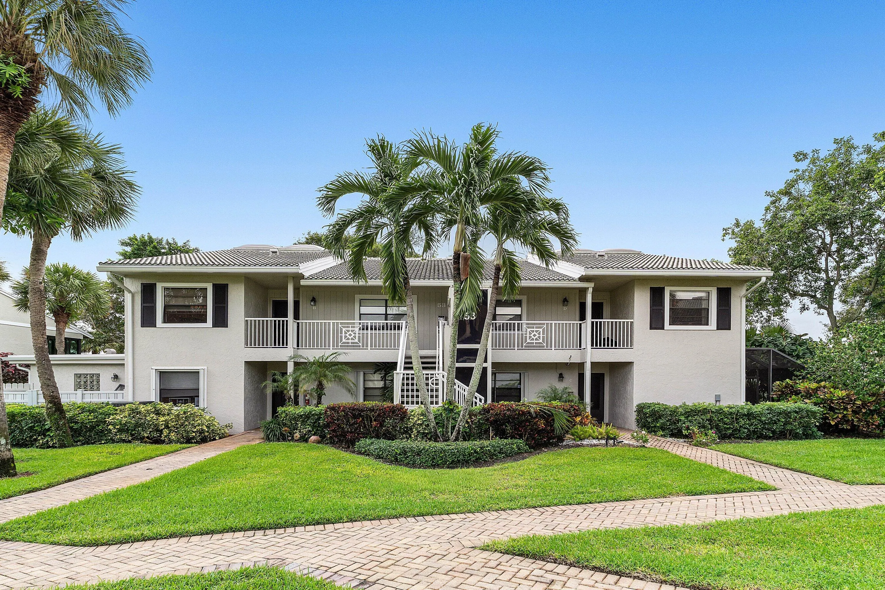 53 EASTGATE Drive #B