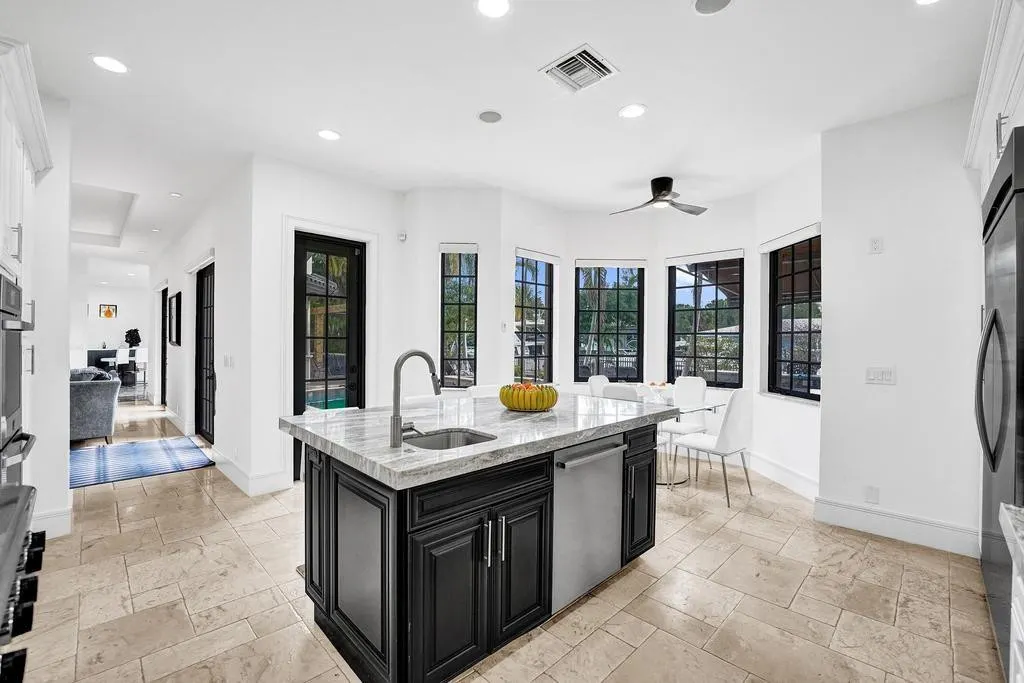 2340 NE 47TH Street