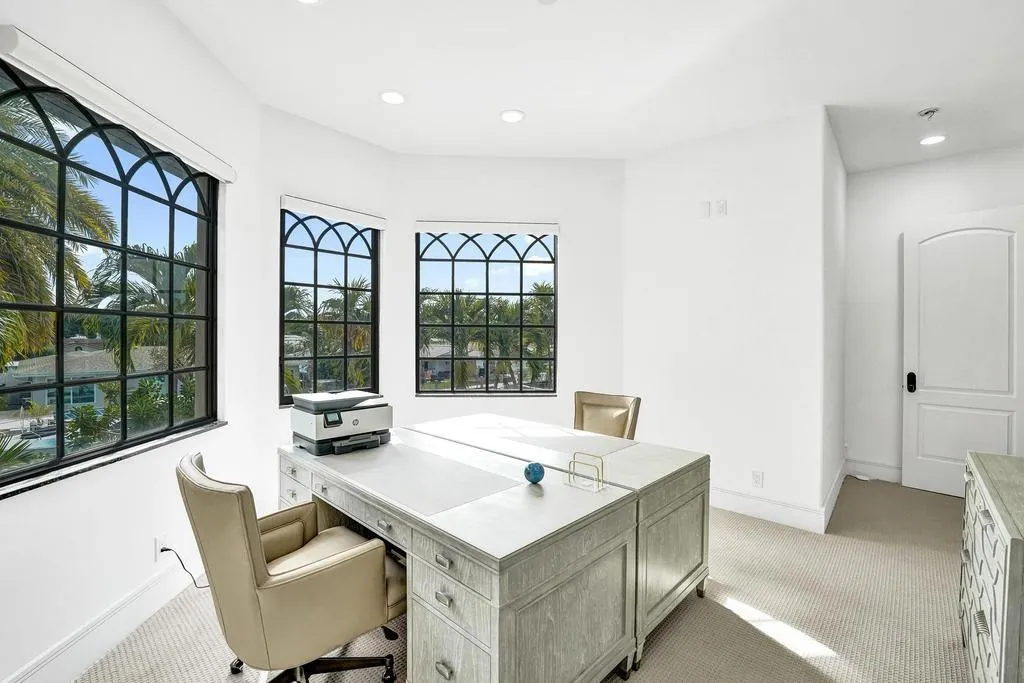 2340 NE 47TH Street