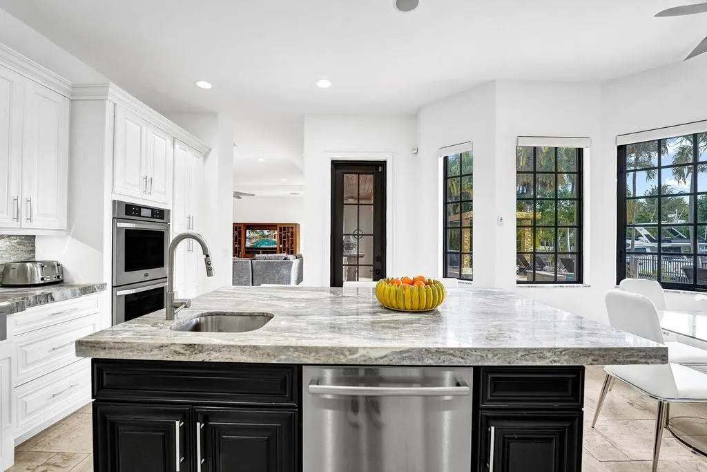 2340 NE 47TH Street