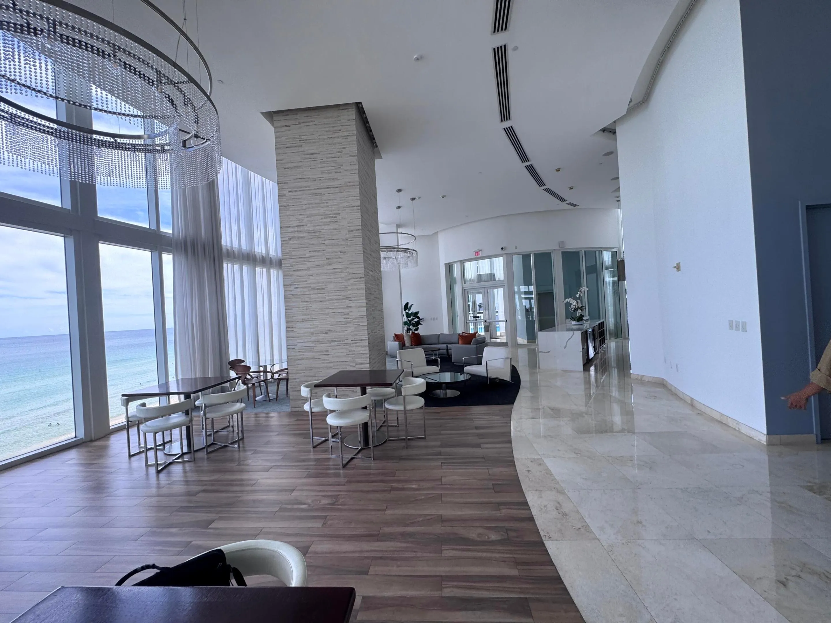 16001 COLLINS Avenue #4002