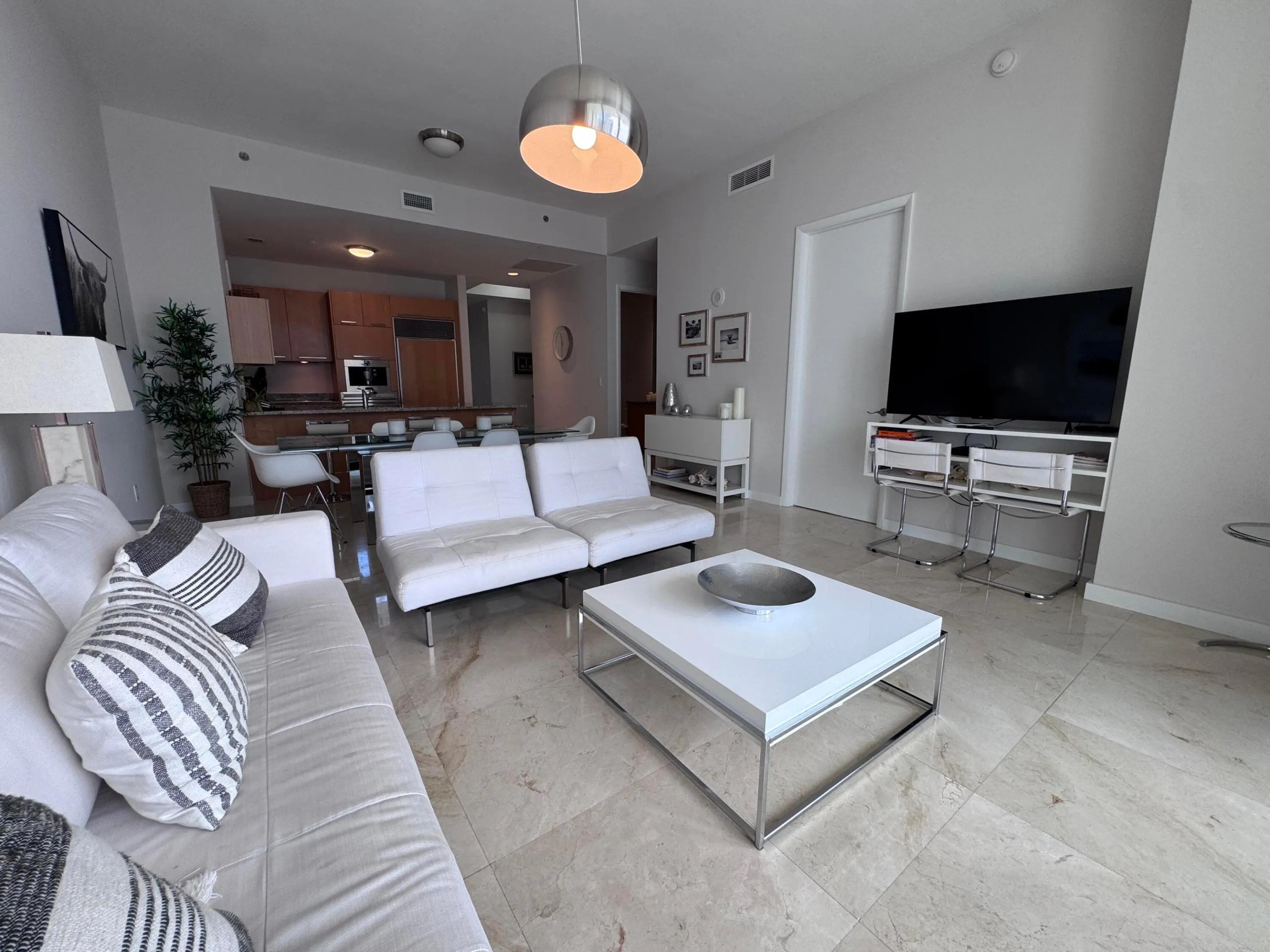 16001 COLLINS Avenue #4002