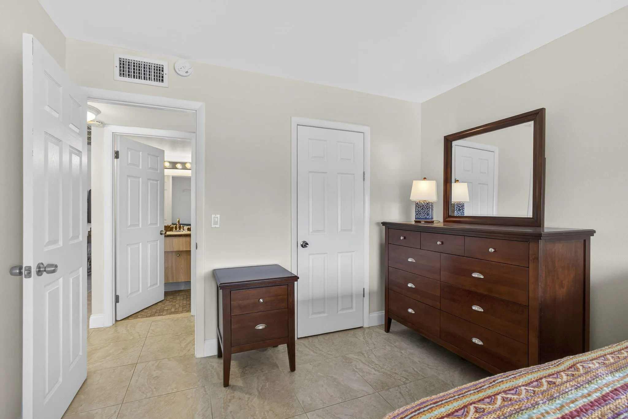 361 WELLINGTON J