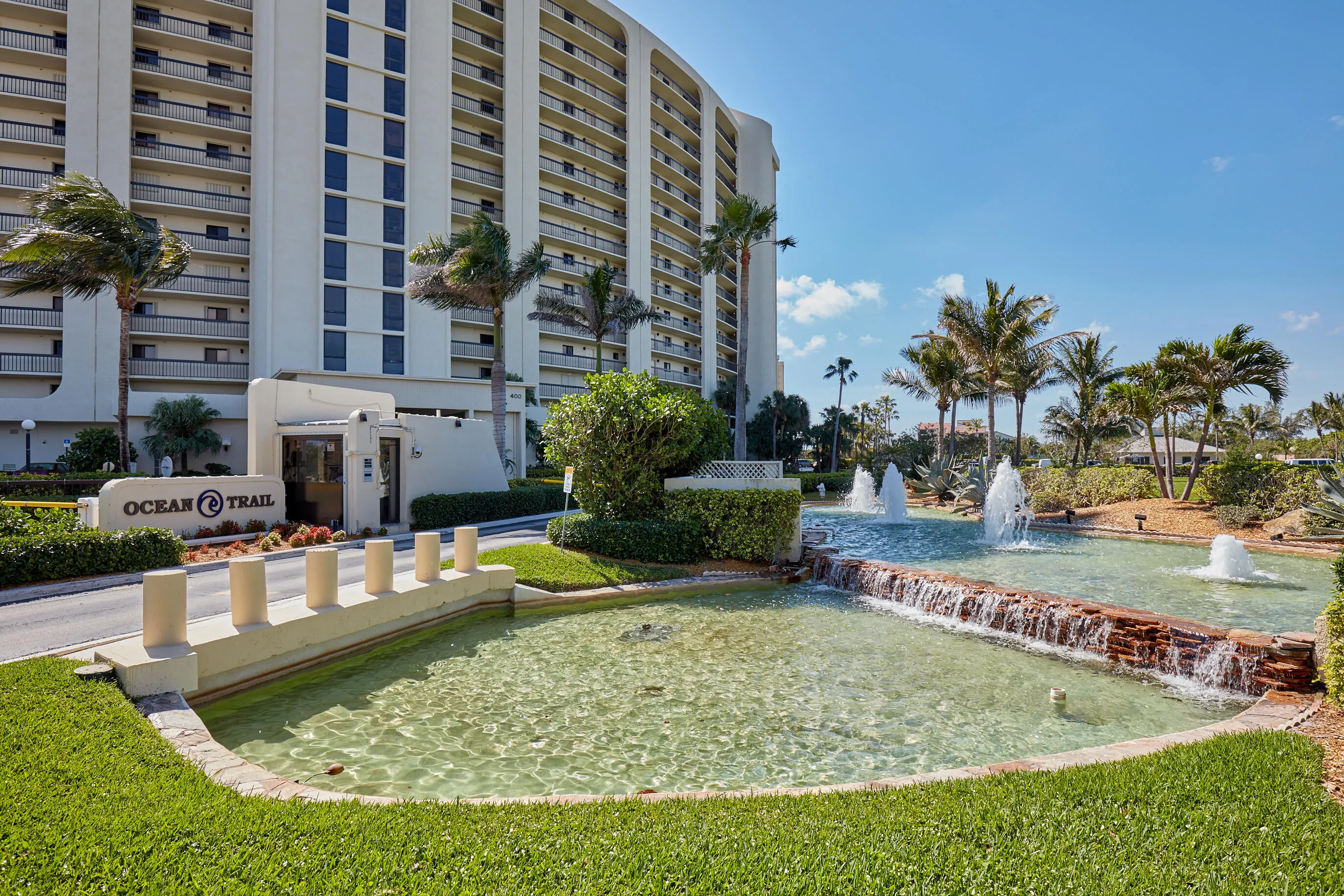 200 Ocean Trail Way #1209
