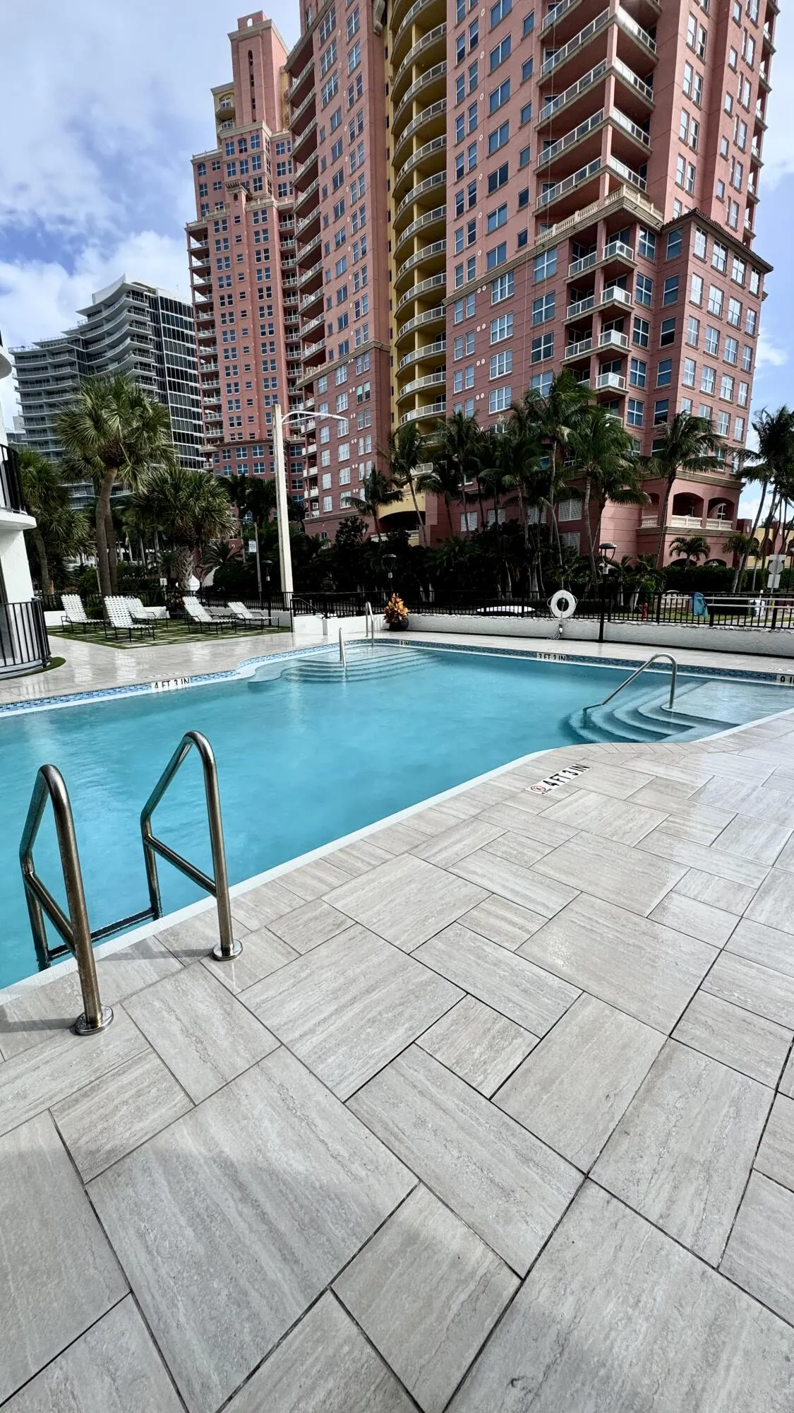 2029 N Ocean Boulevard #105