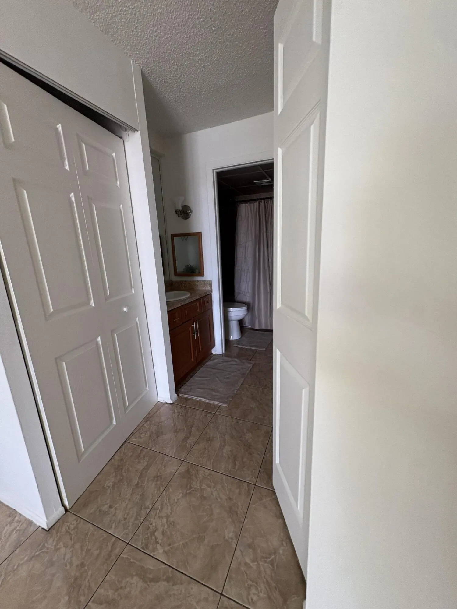3710 INVERRARY Drive #2G