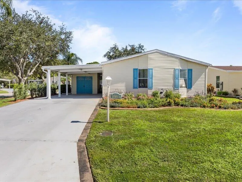 3064 Eagle'S Nest Way