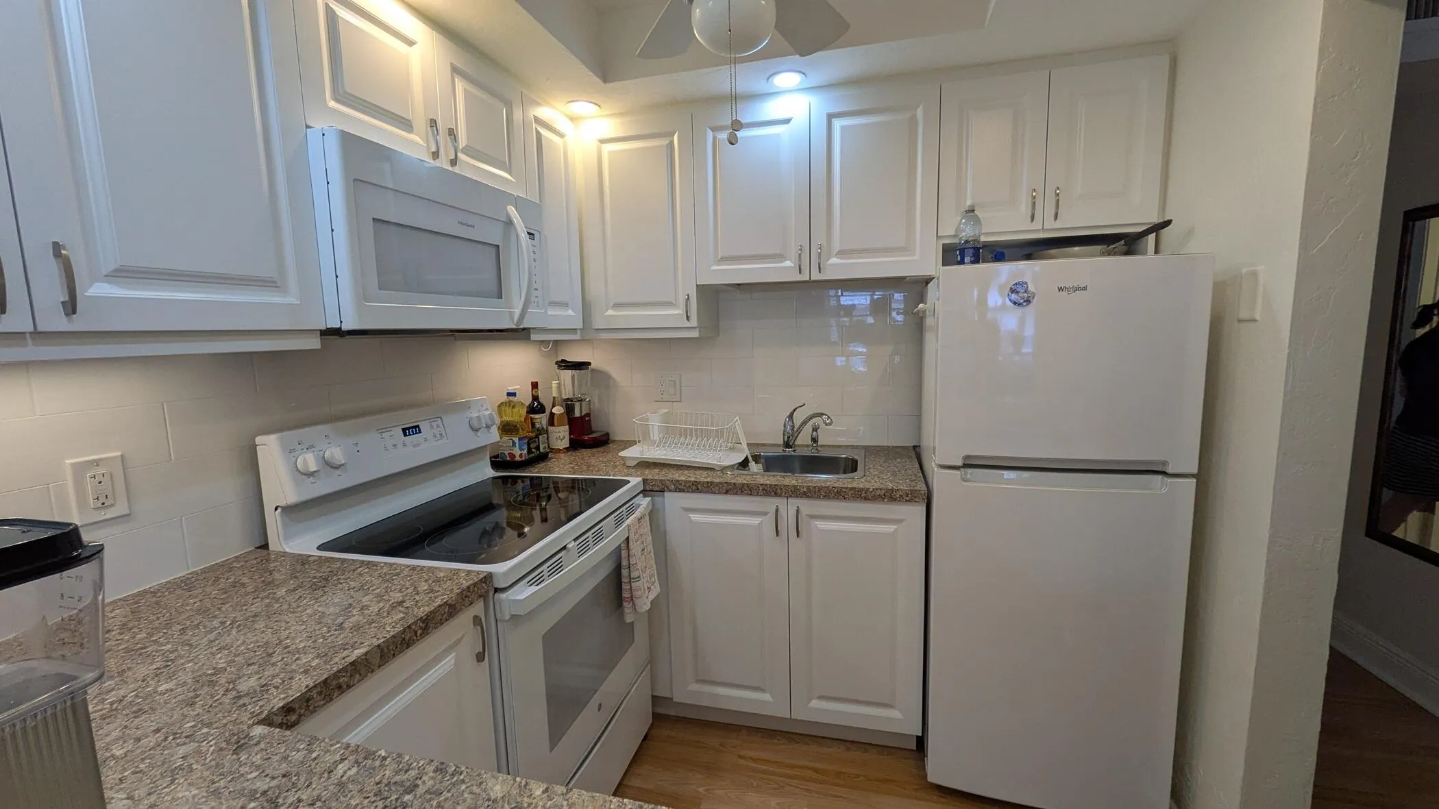 2880 LAKE OSBORNE Drive #109