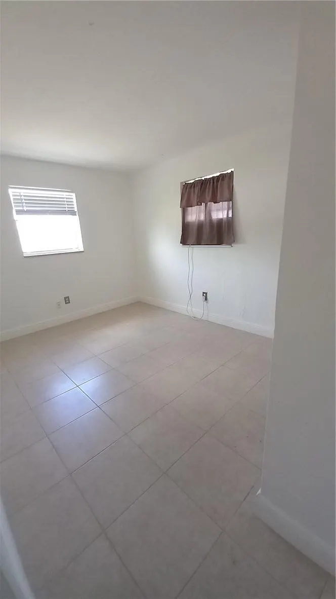330 NW 38TH Street