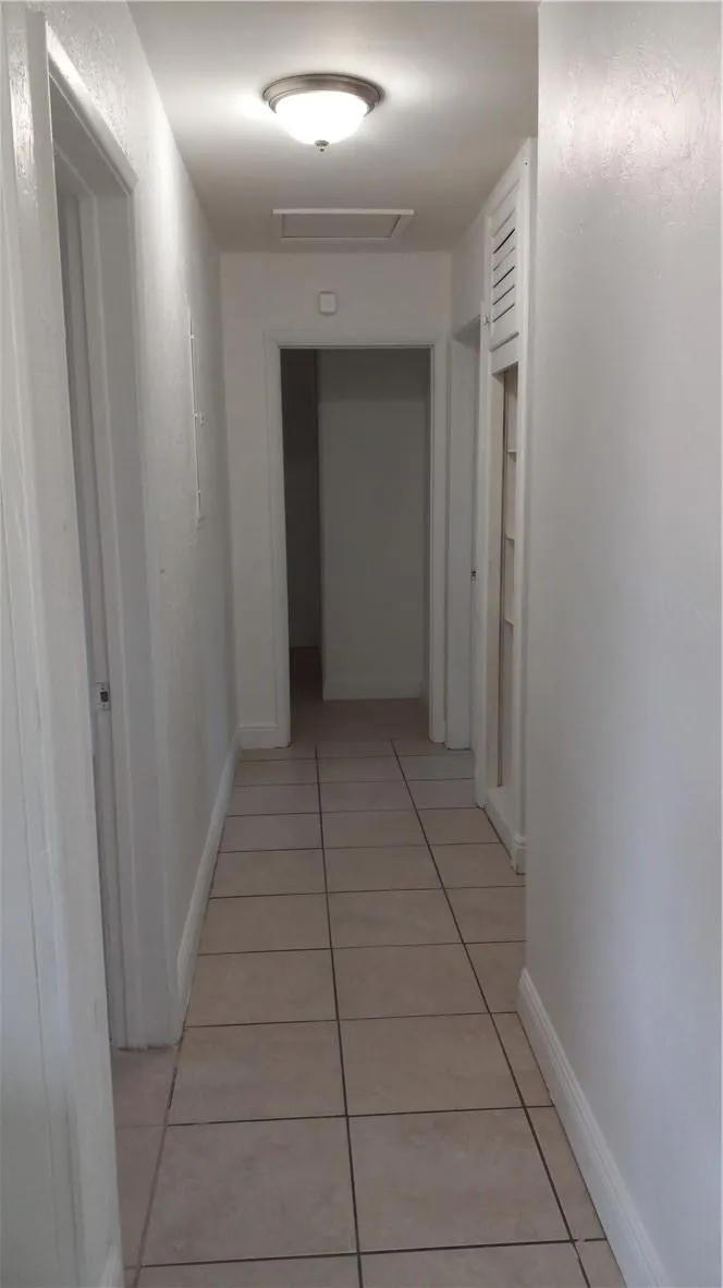 330 NW 38TH Street