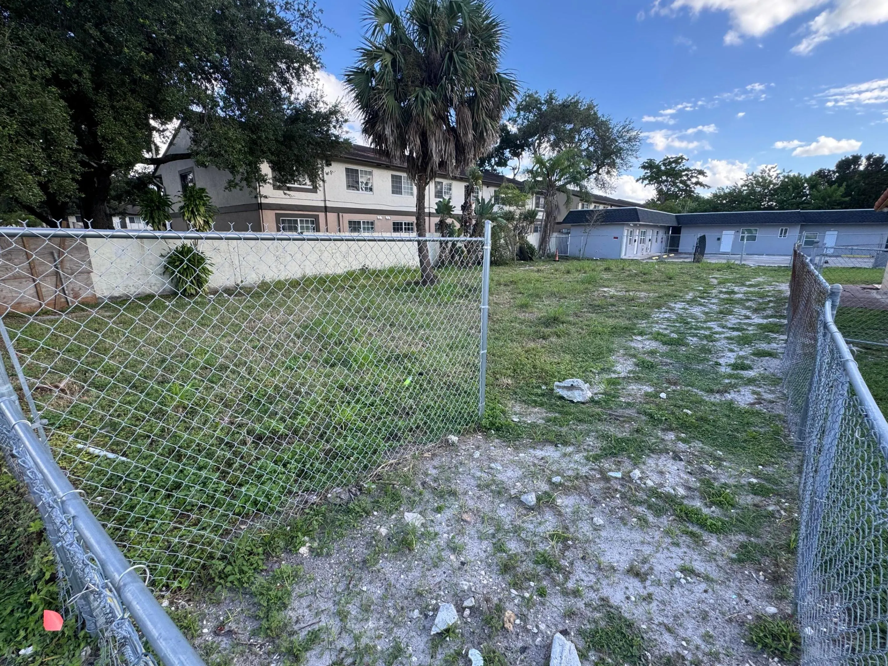 720 HARRIS Terrace