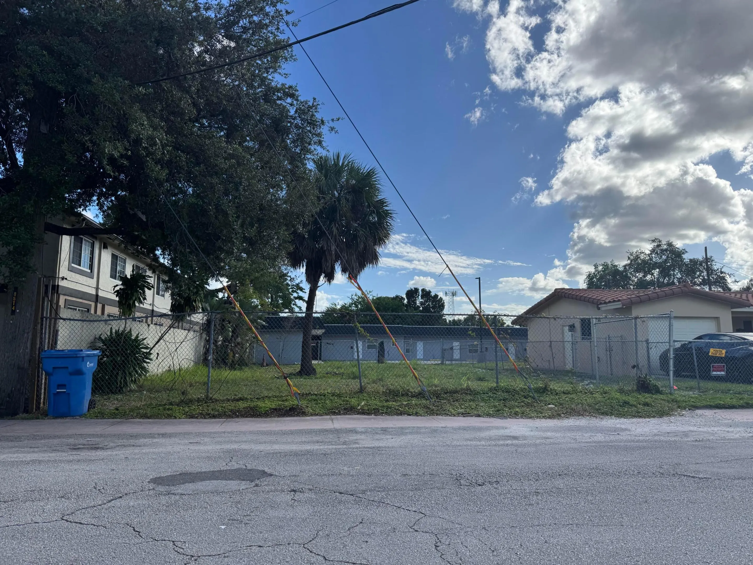 720 HARRIS Terrace