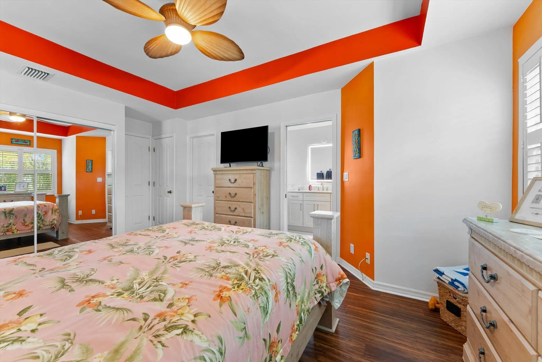 1950 NE 7th Street #105