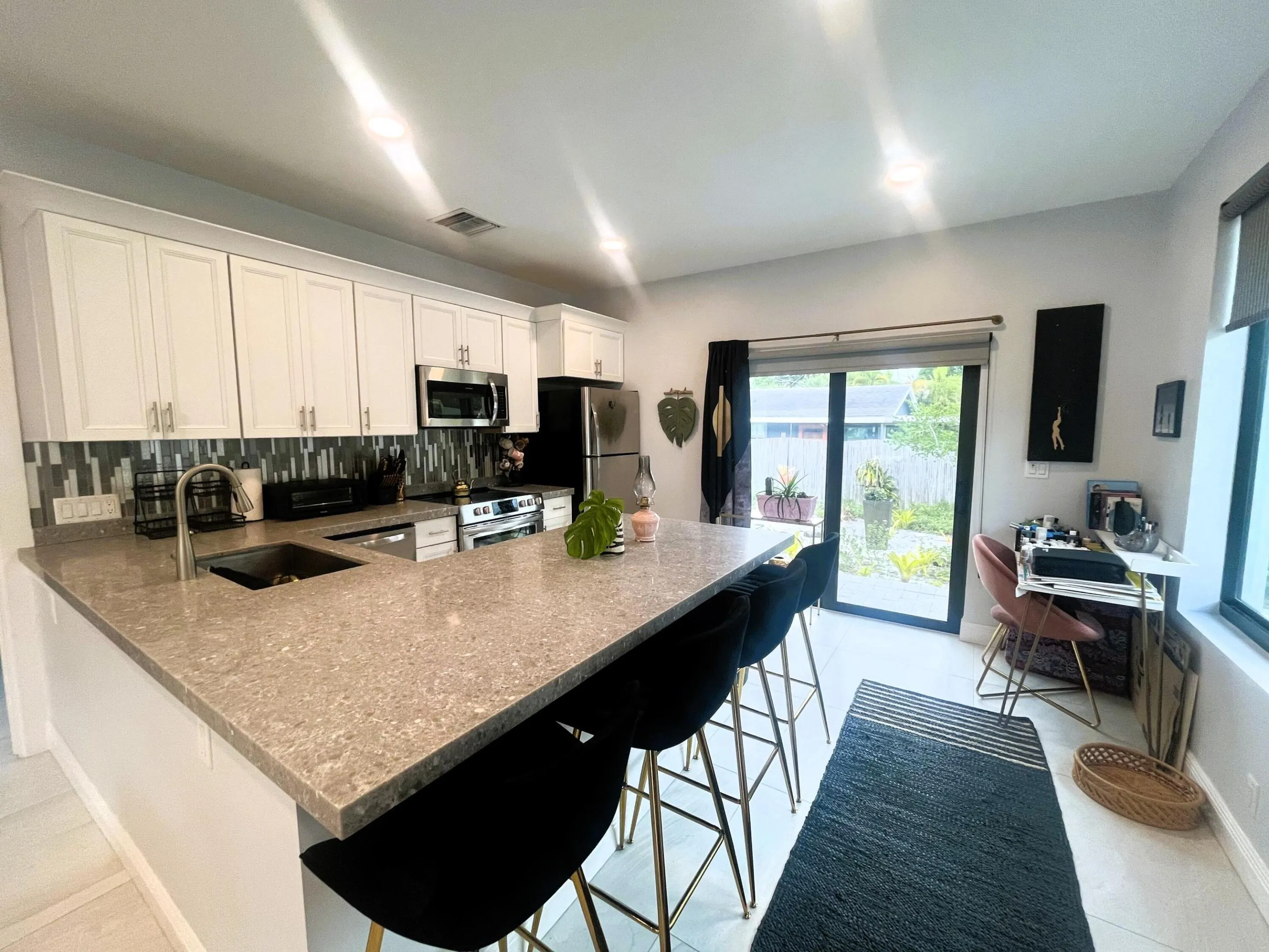 3589 Gibbs Road