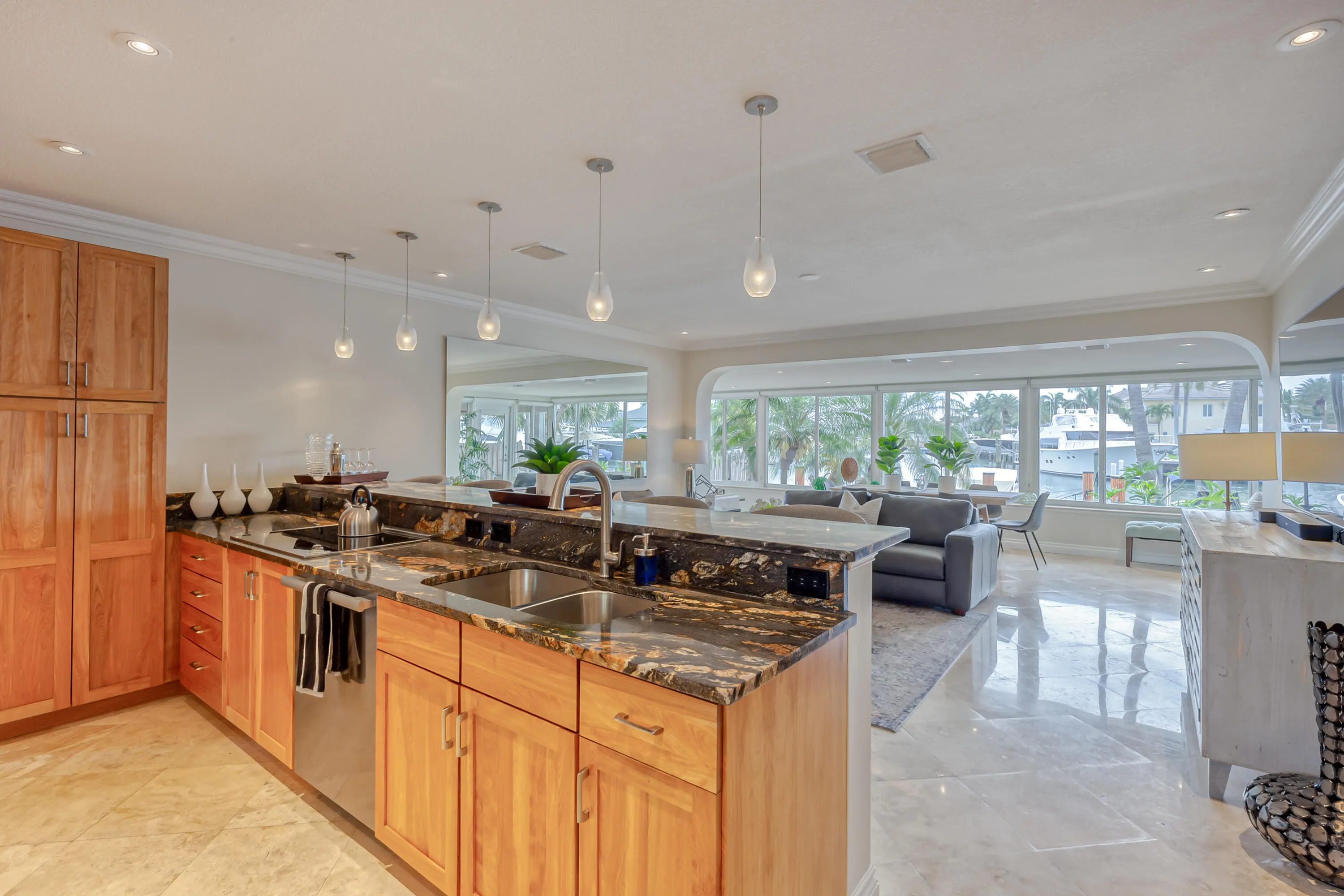 1310 CORDOVA Road