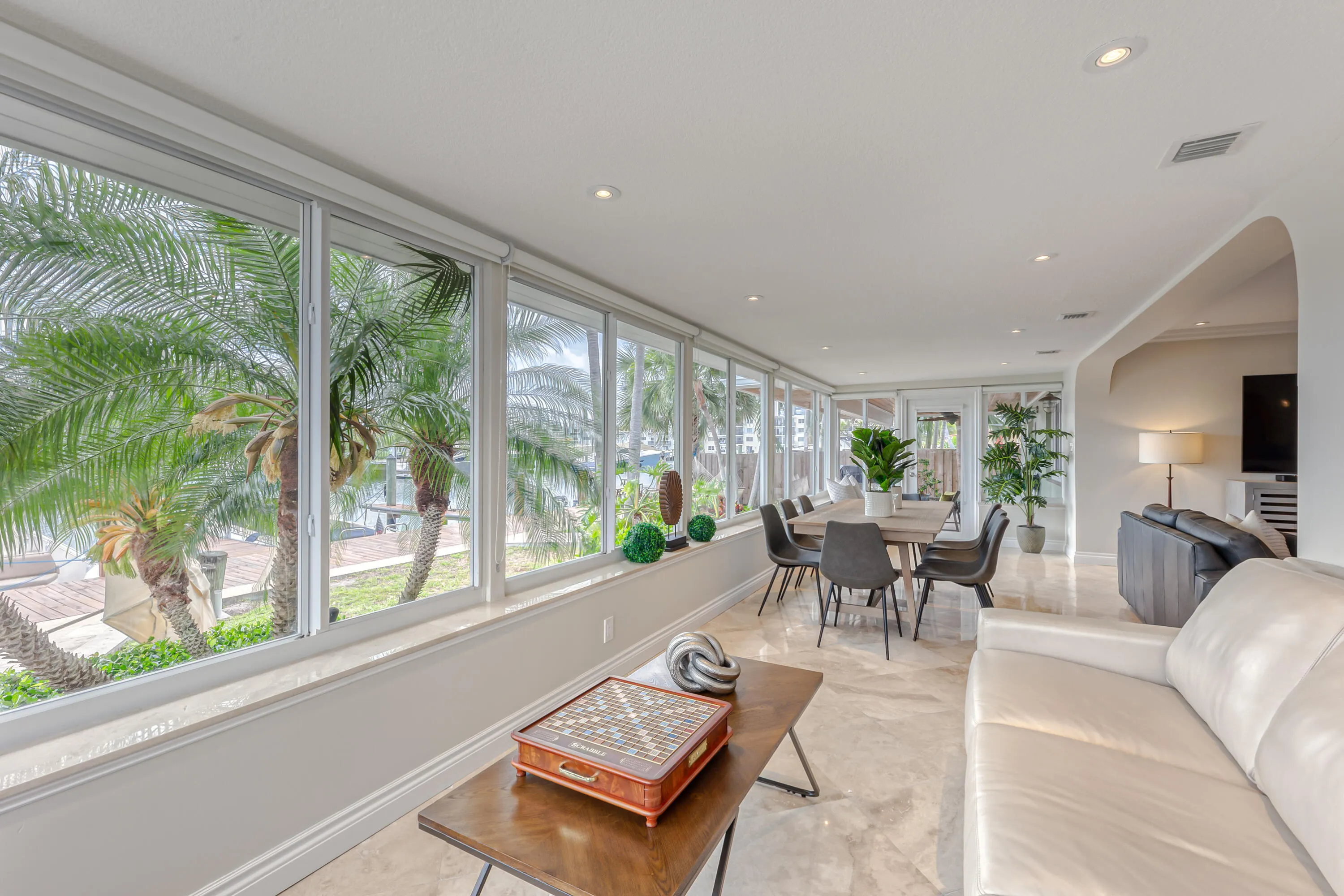 1310 CORDOVA Road