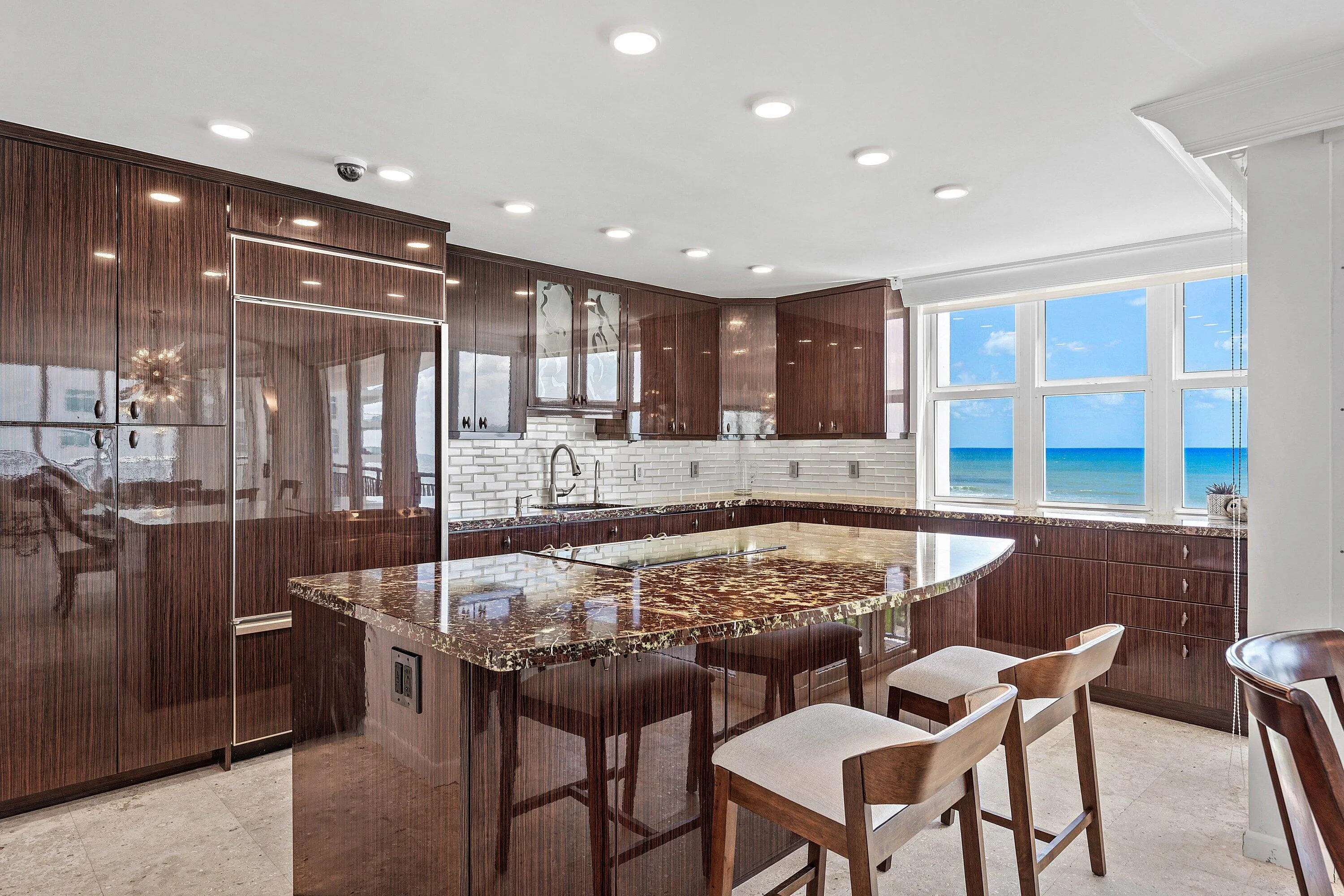 2000 S OCEAN Boulevard #6A