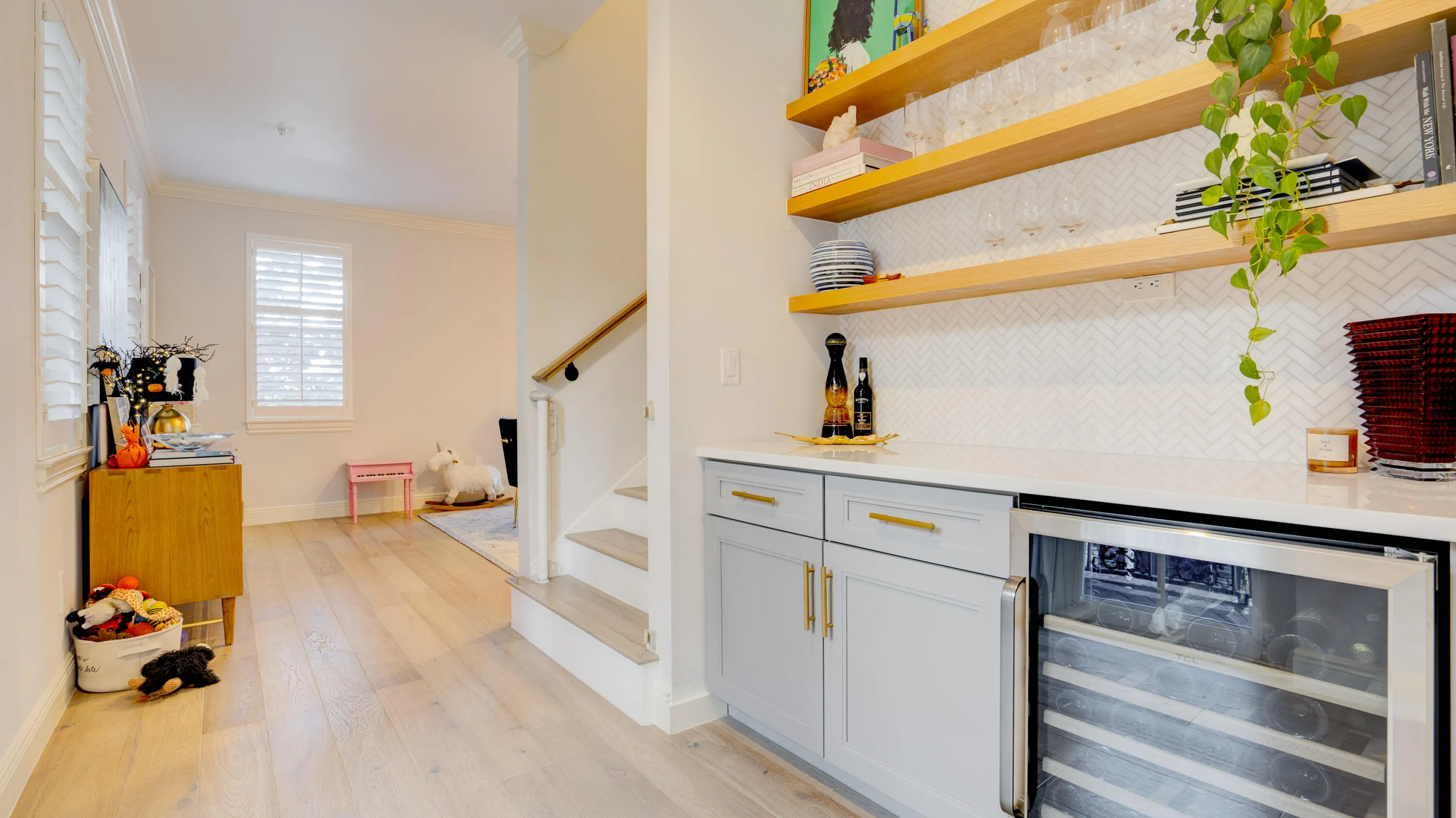 143 N Cannery Row Circle