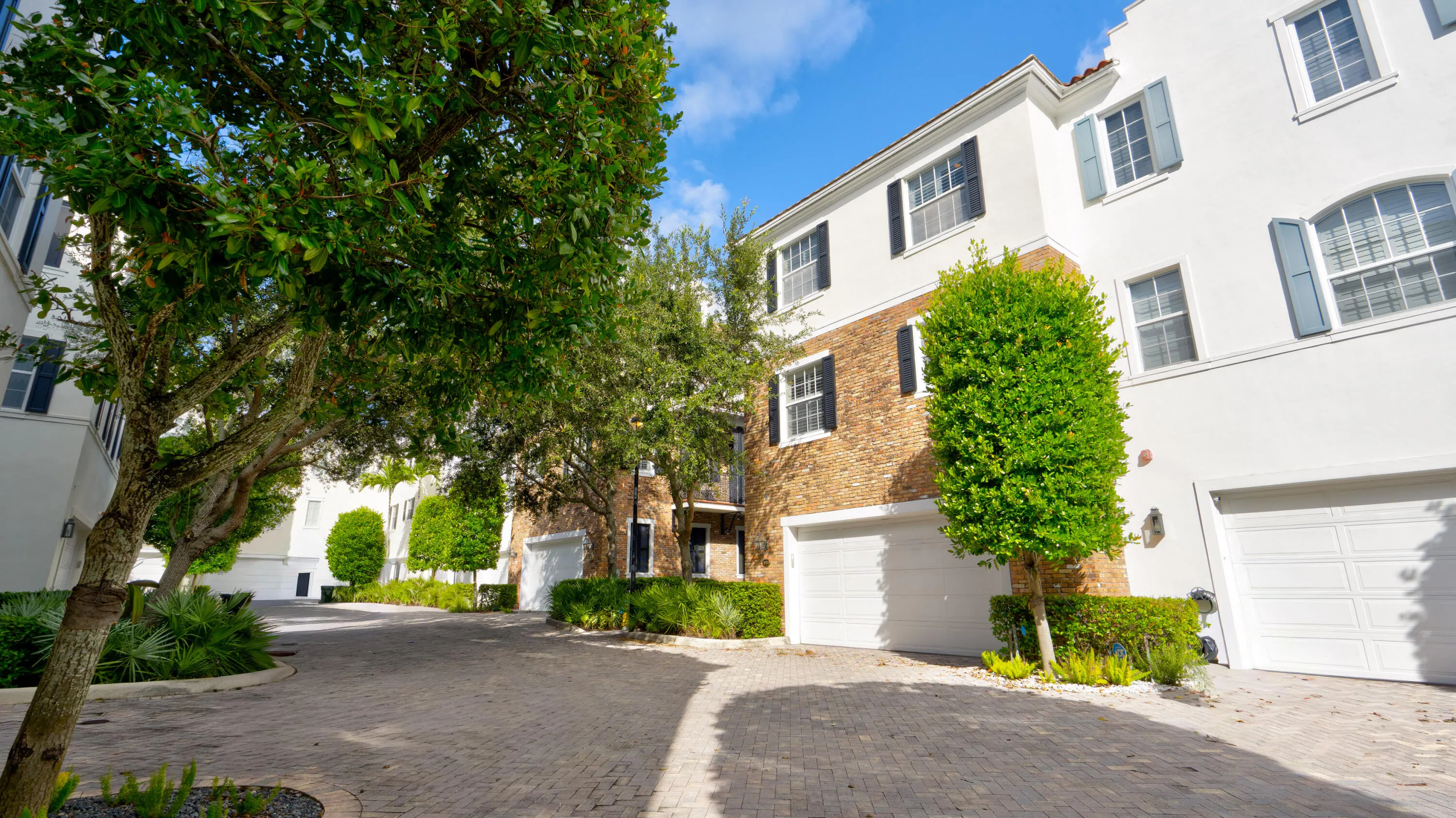 143 N Cannery Row Circle