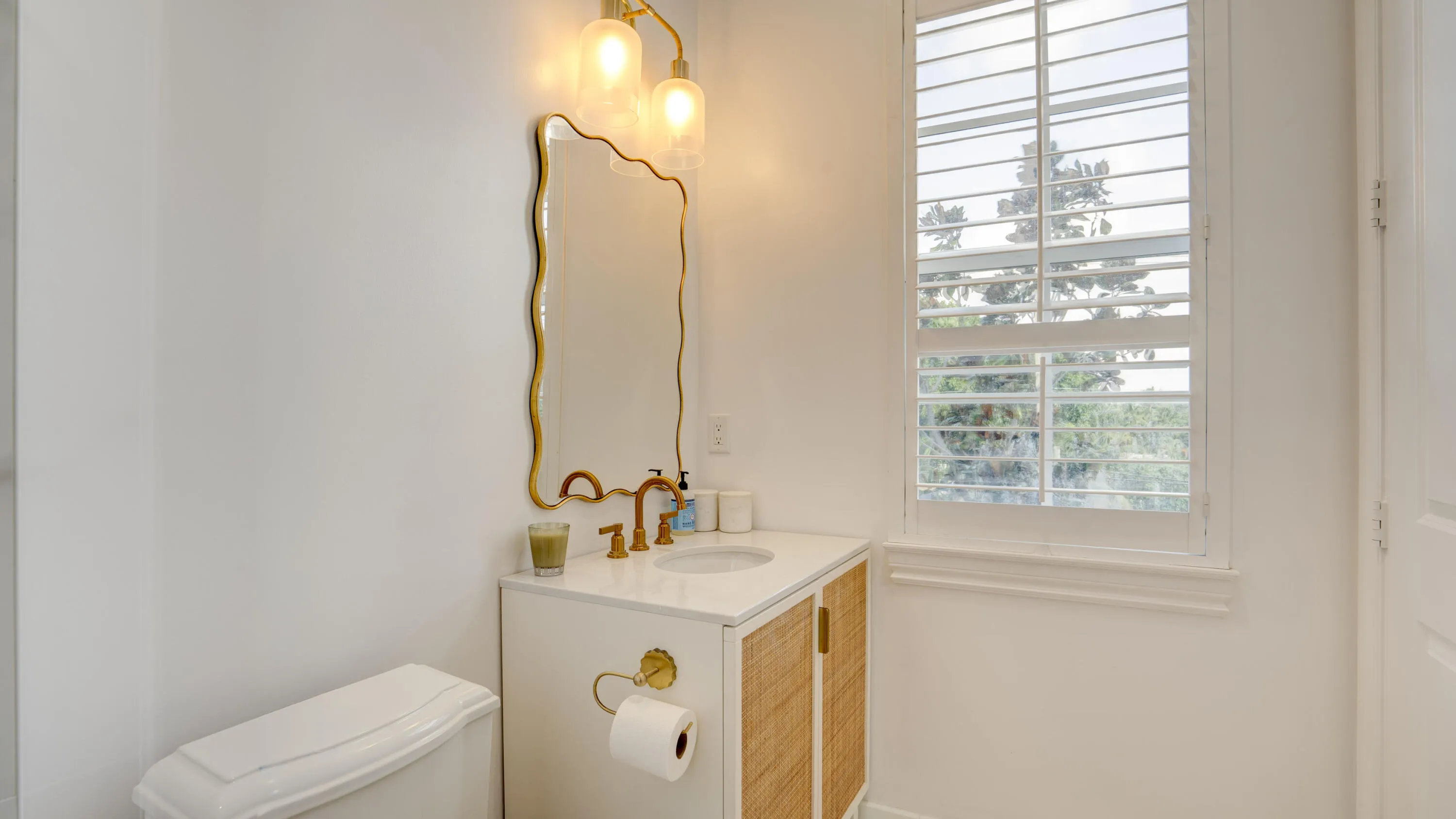 143 N Cannery Row Circle