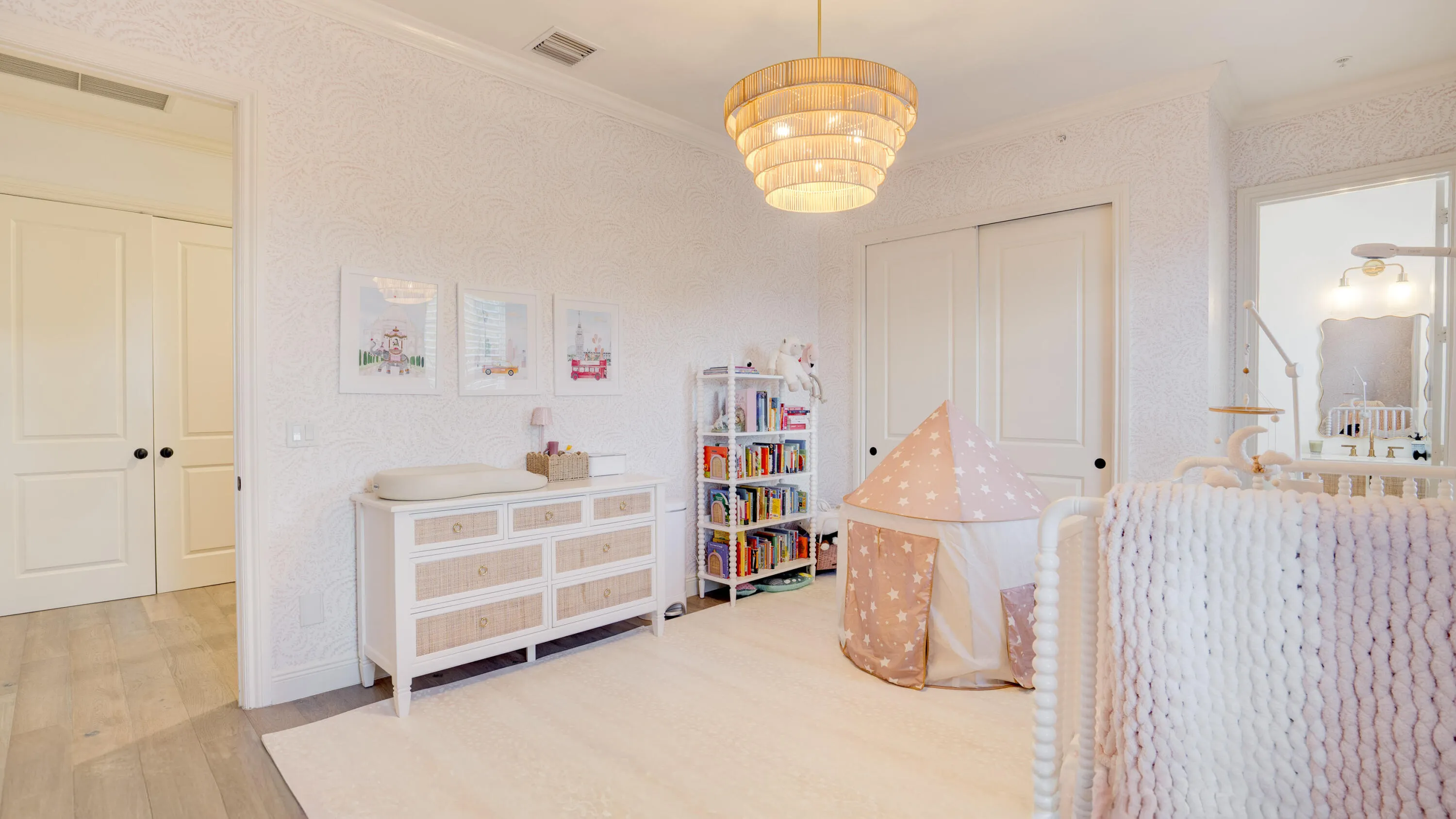 143 N Cannery Row Circle