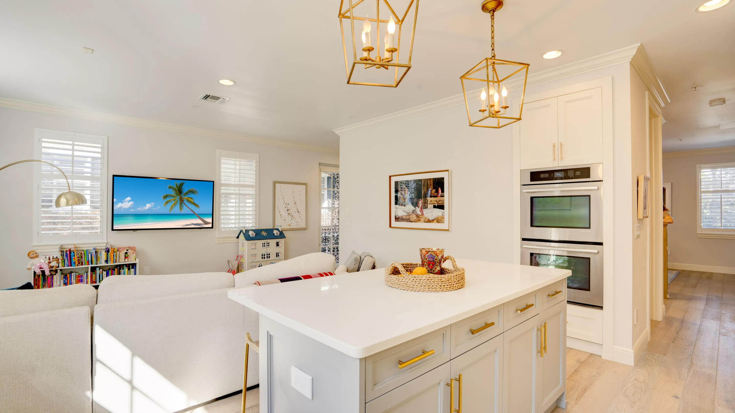143 N Cannery Row Circle