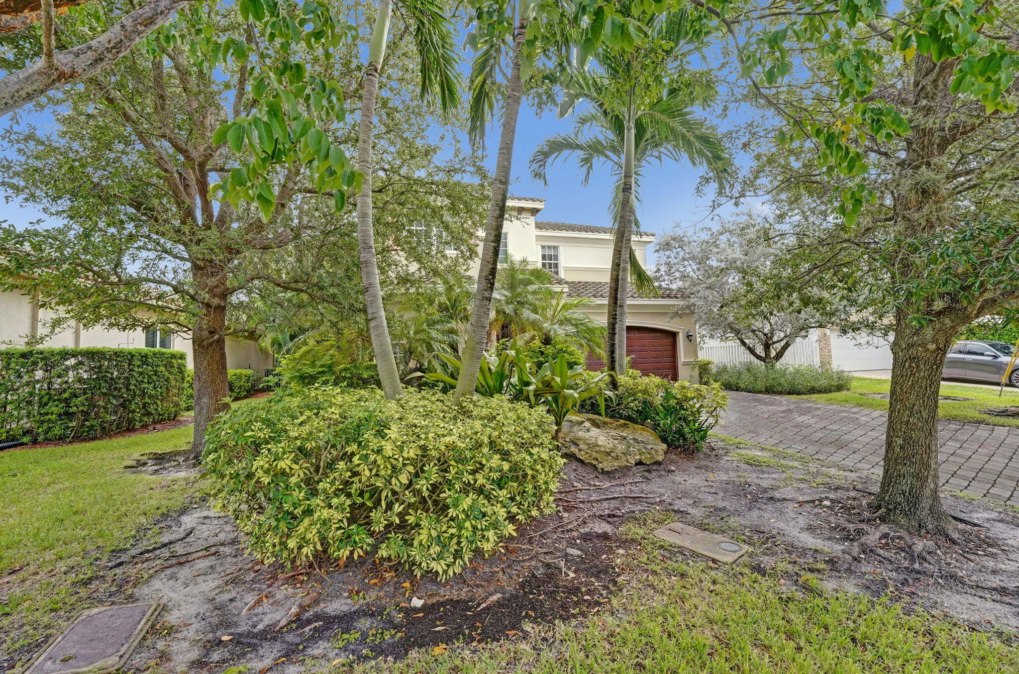 2575 SE 7TH Drive
