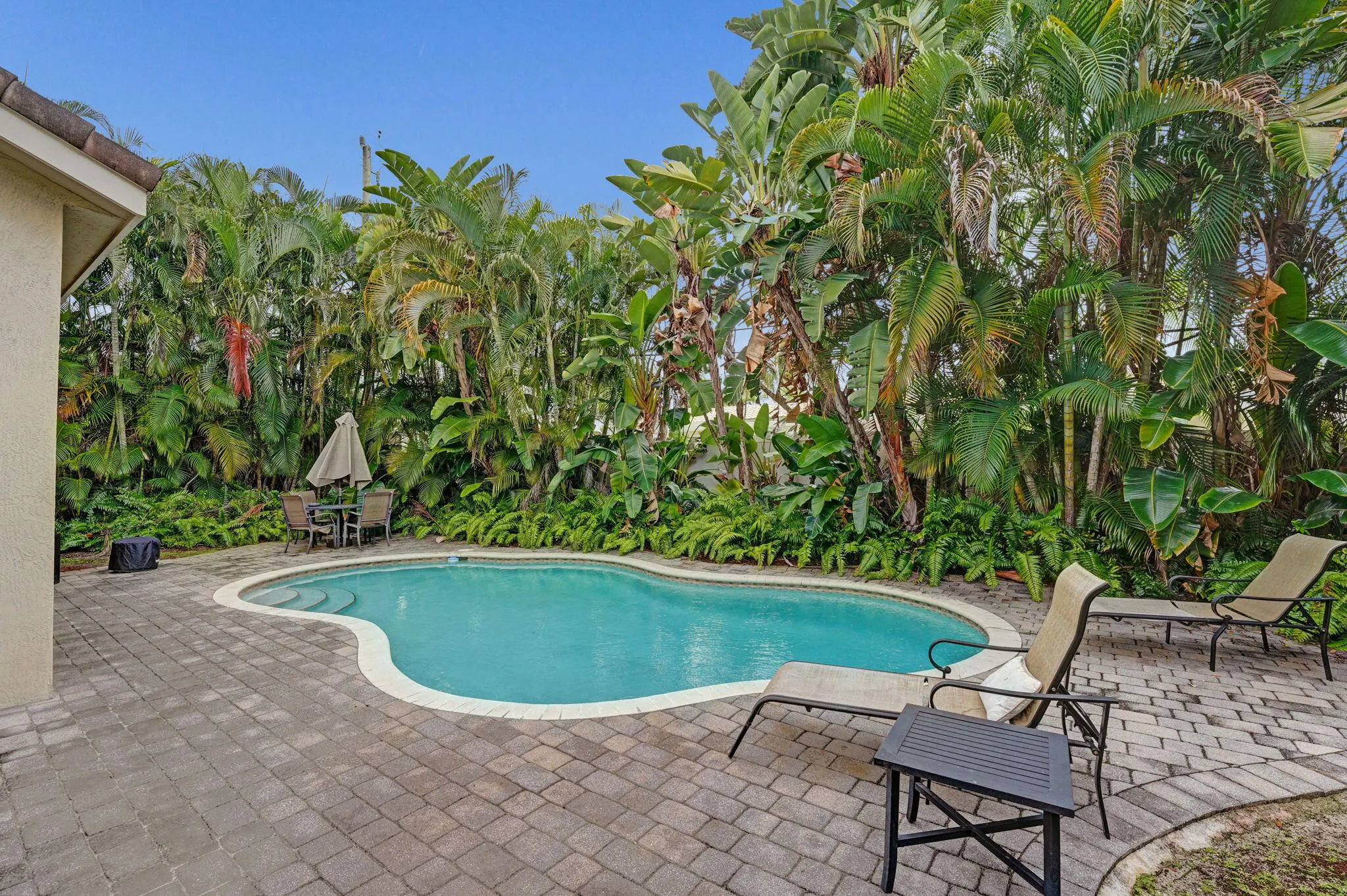 2575 SE 7TH Drive