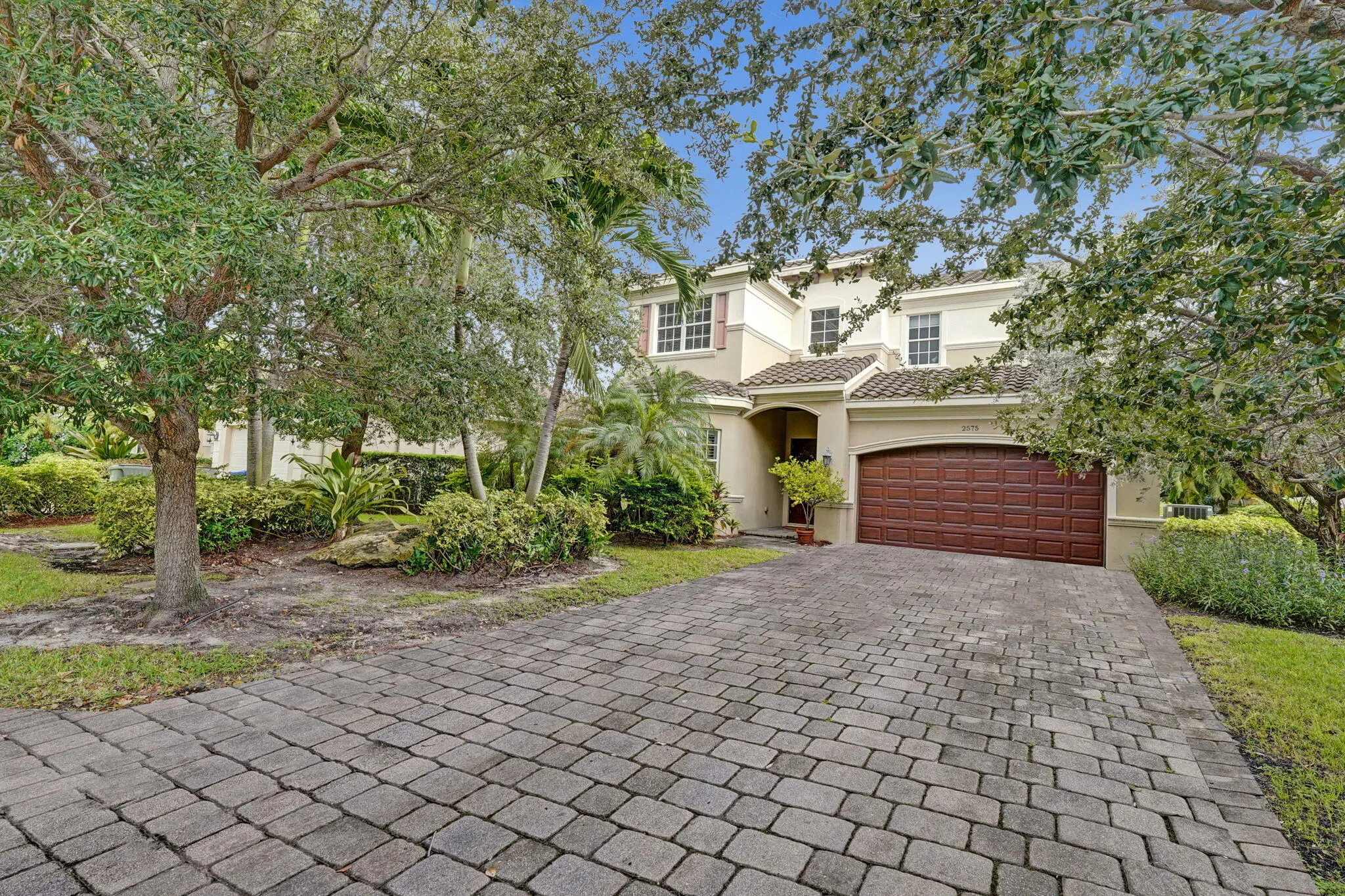 2575 SE 7TH Drive