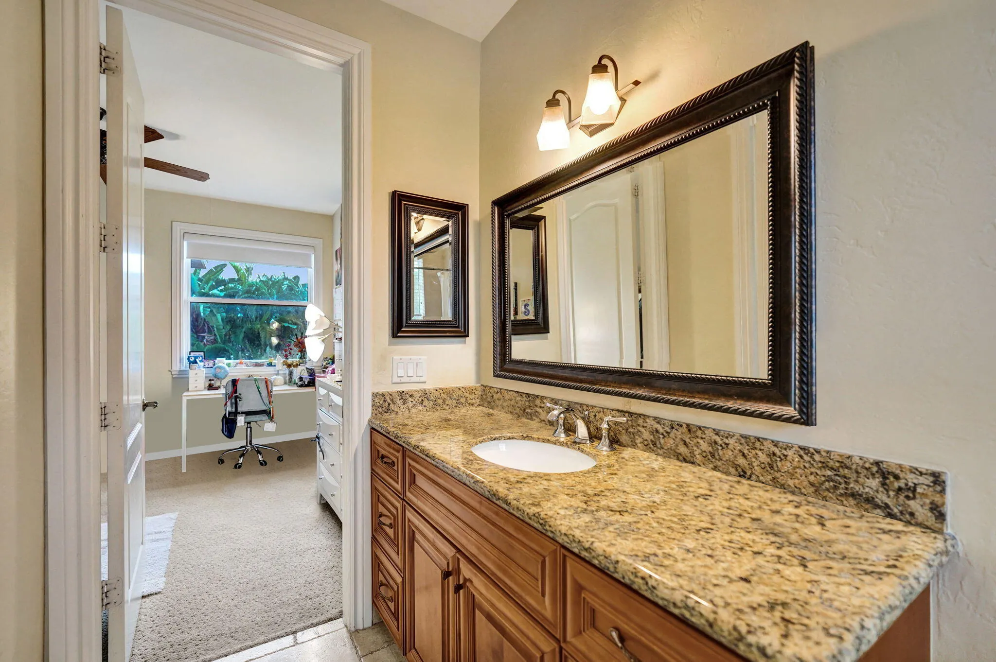 2575 SE 7TH Drive