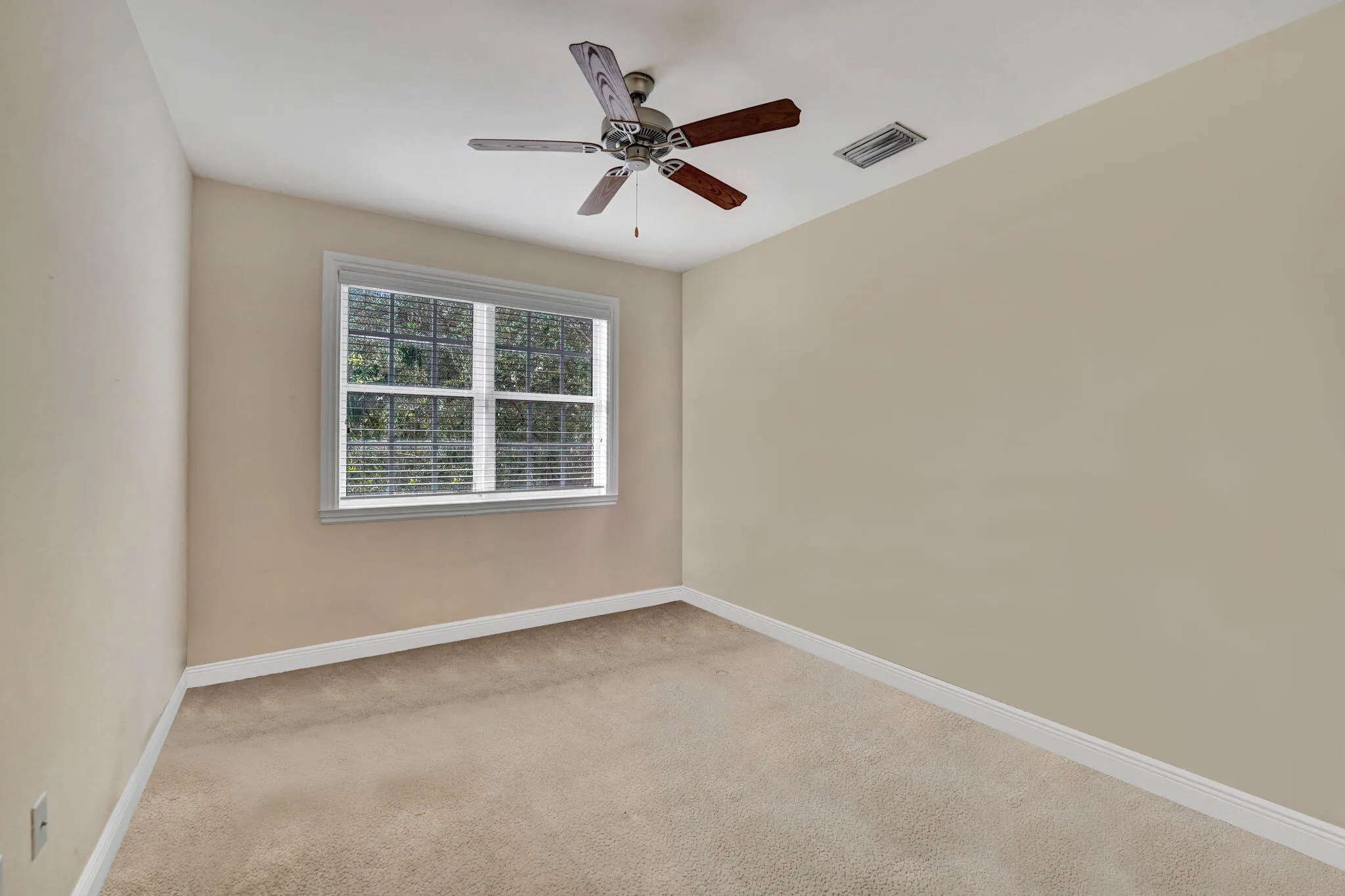 2575 SE 7TH Drive