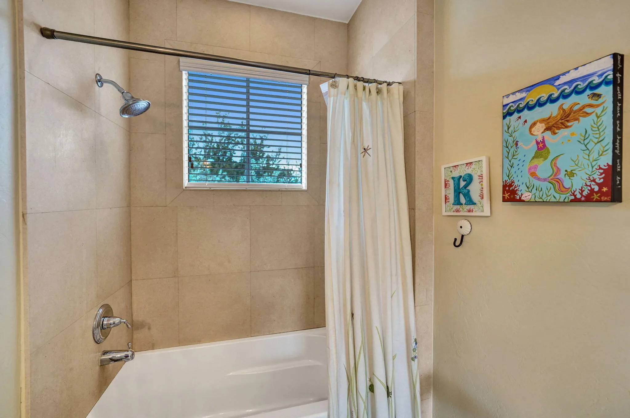 2575 SE 7TH Drive