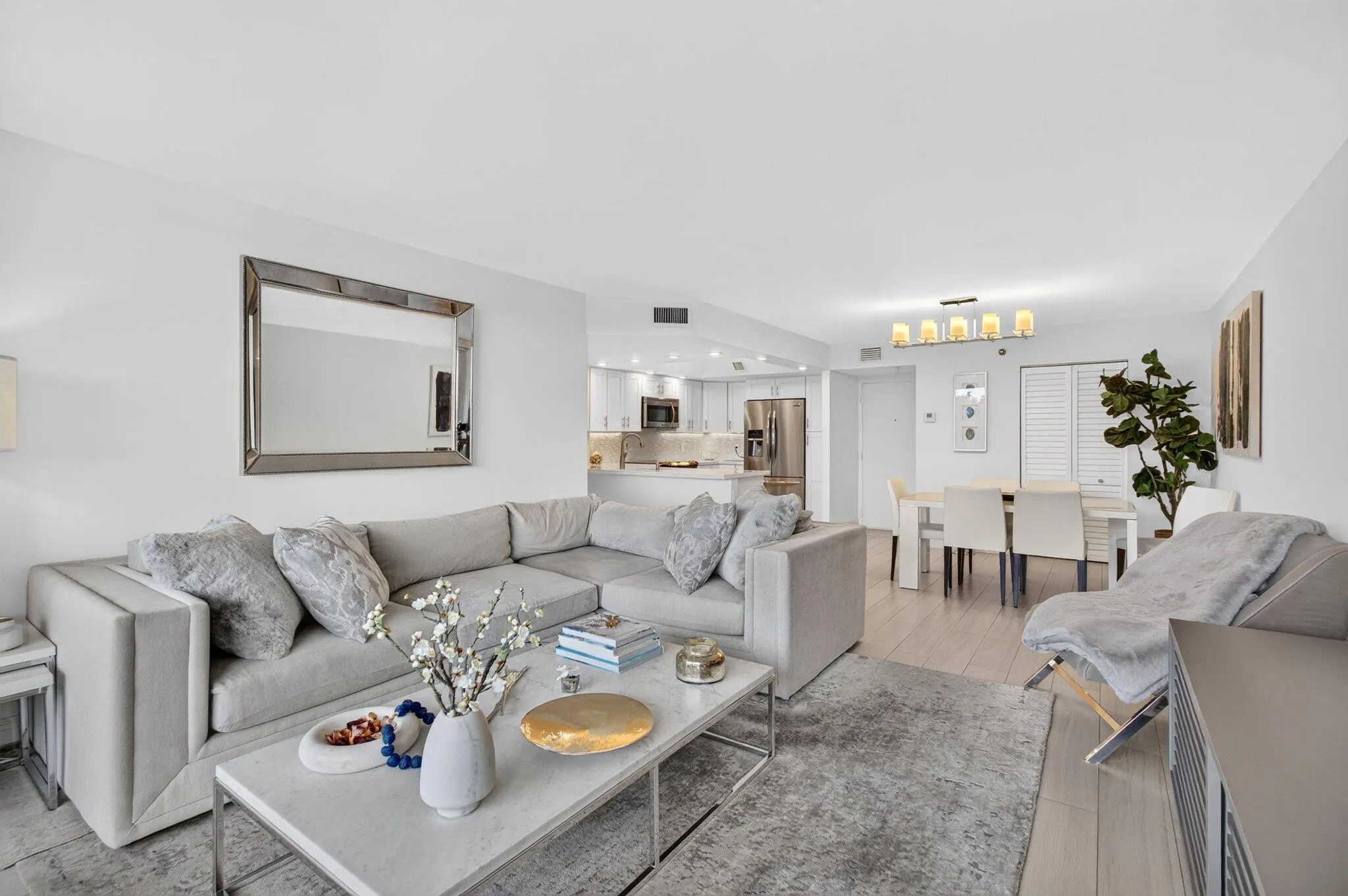 3912 S OCEAN Boulevard #203