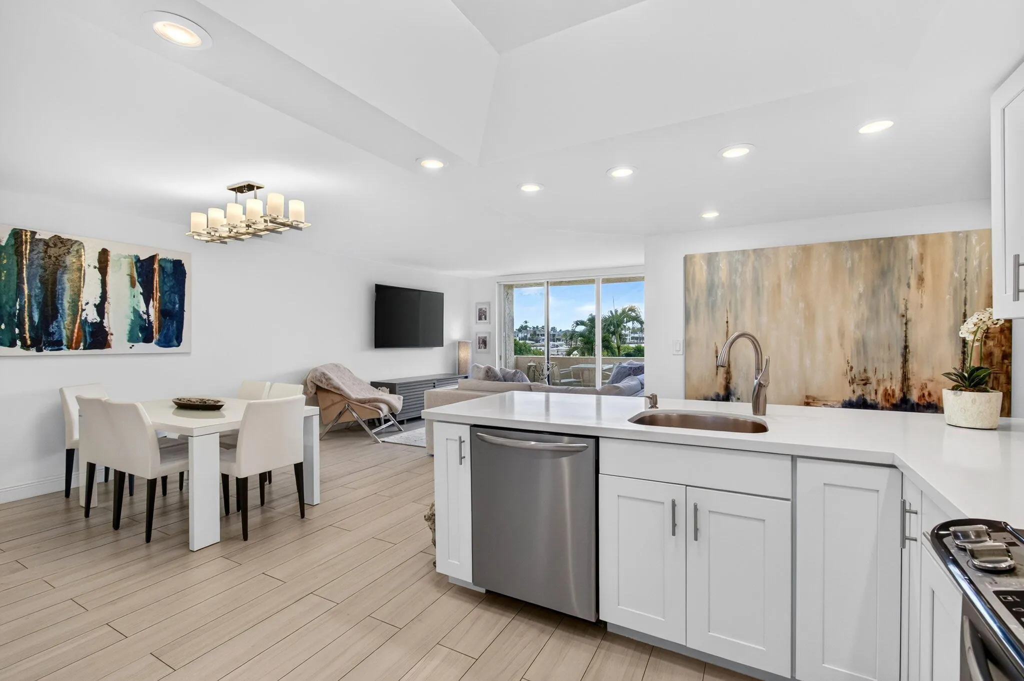 3912 S OCEAN Boulevard #203