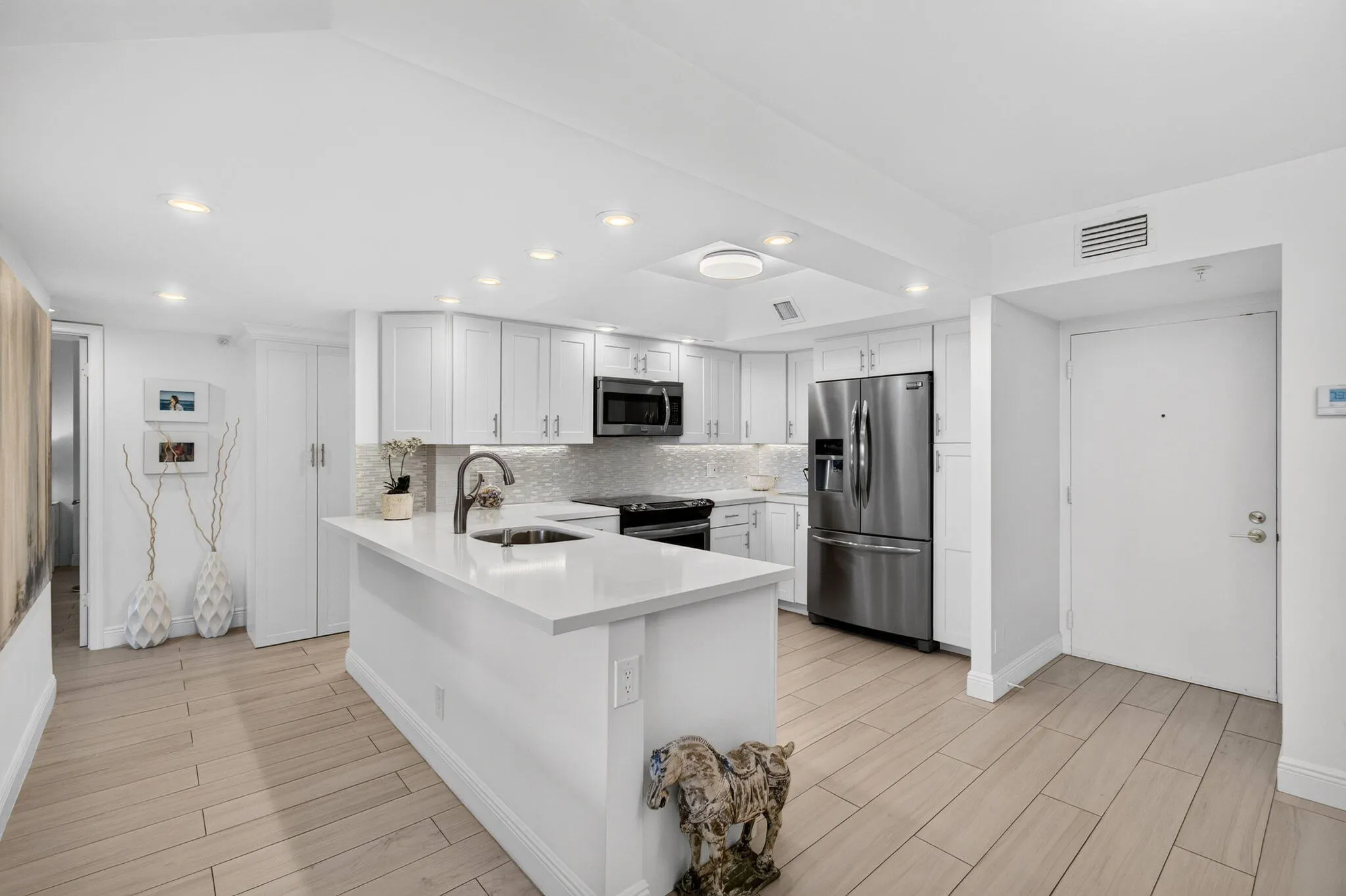 3912 S OCEAN Boulevard #203