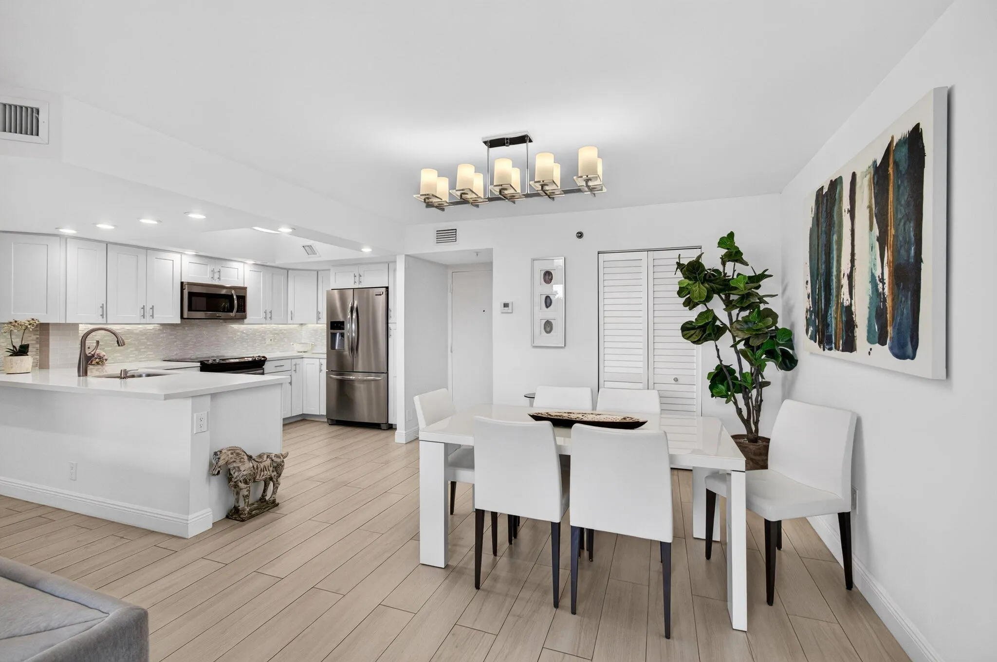 3912 S OCEAN Boulevard #203