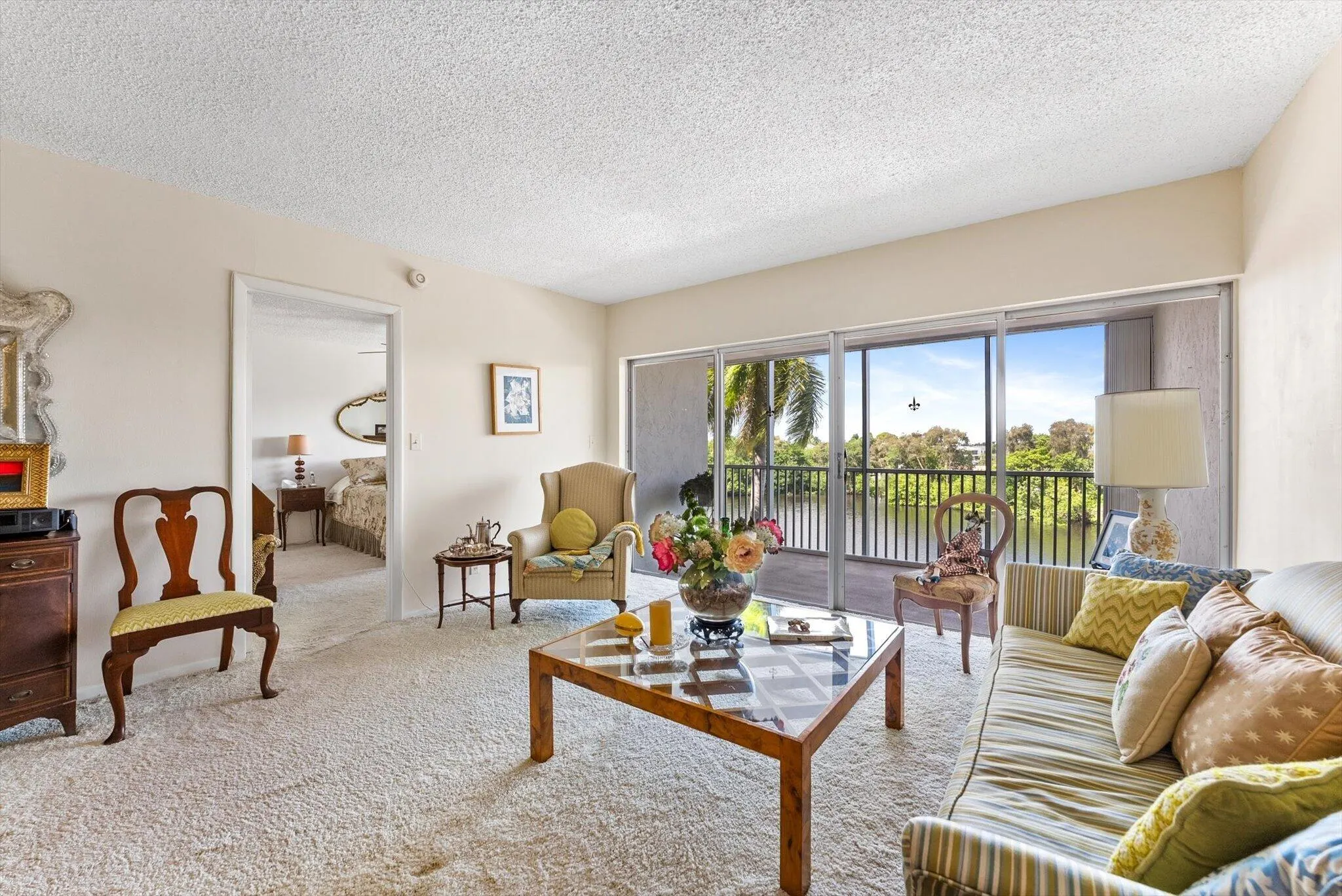 1319 E HILLSBORO Boulevard #409