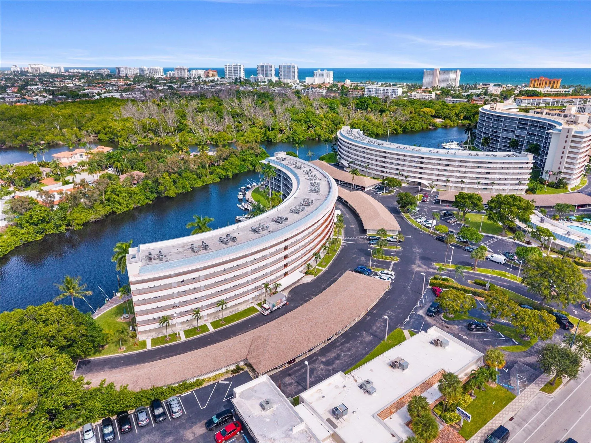 1319 E HILLSBORO Boulevard #409