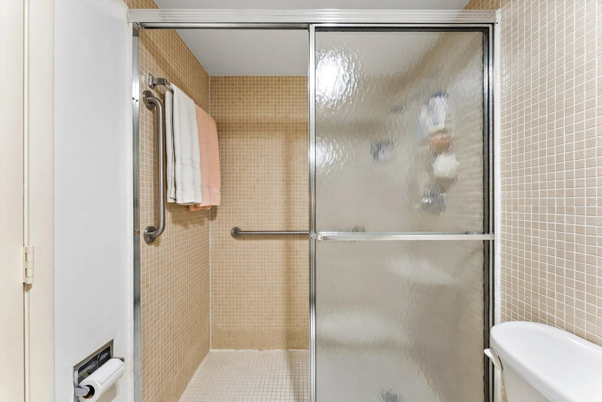1319 E HILLSBORO Boulevard #409
