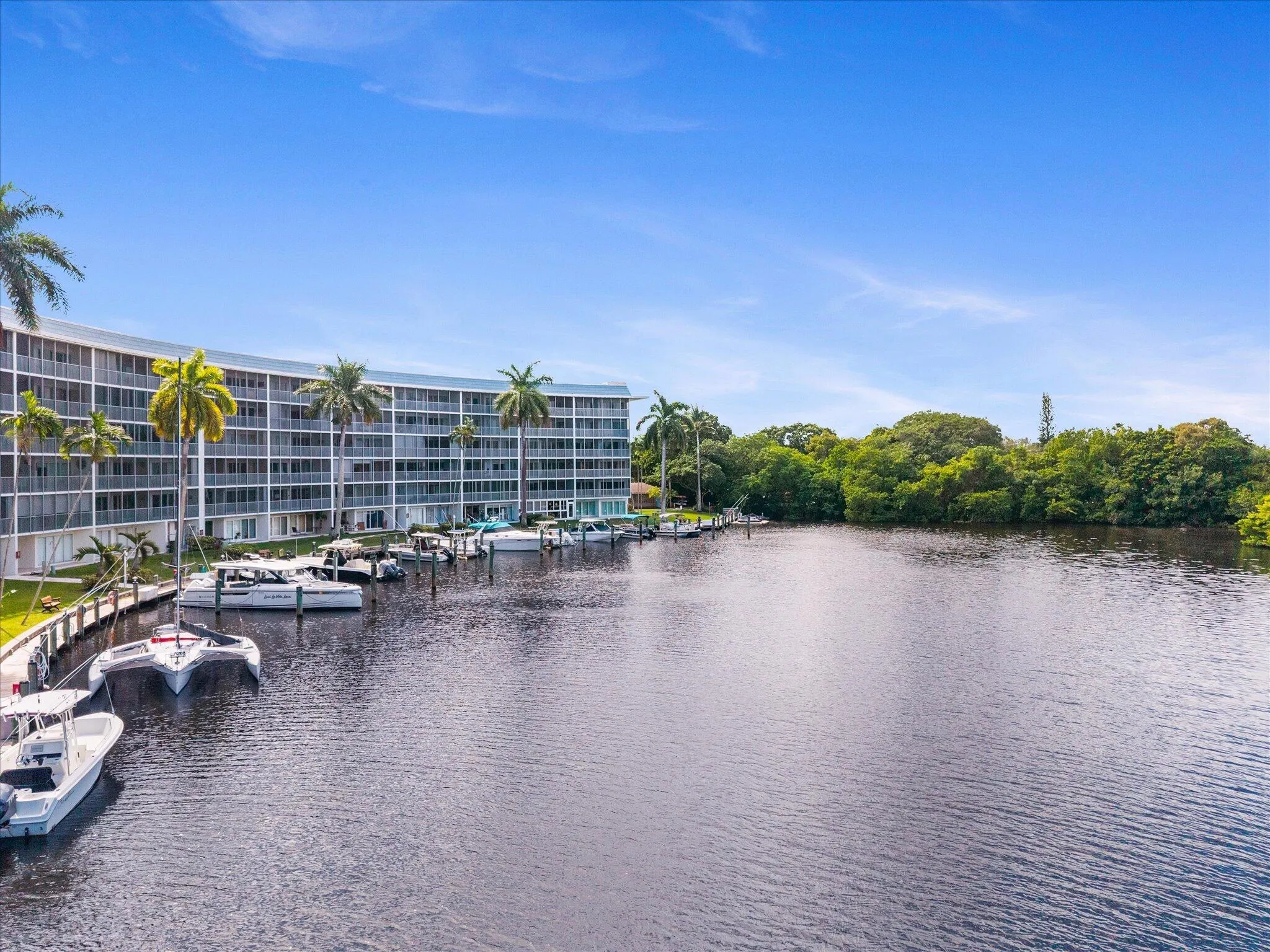 1319 E HILLSBORO Boulevard #409