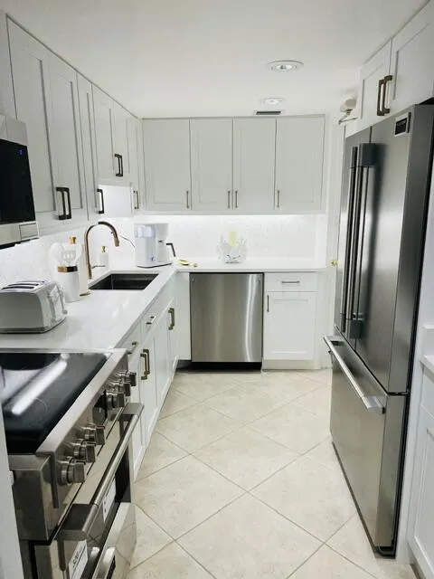 223 Atlantic Avenue #4B