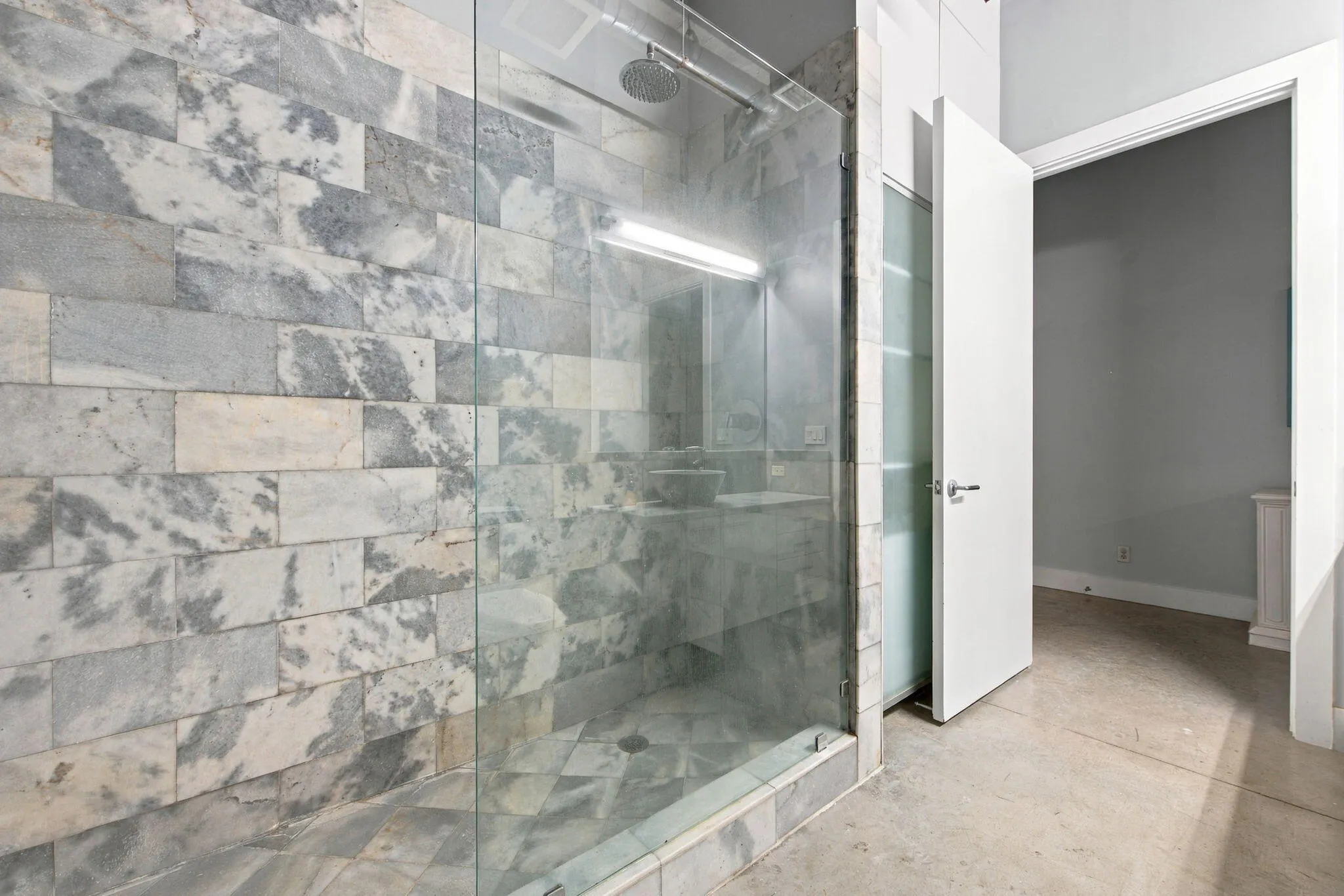 434 NW 1ST Avenue #203