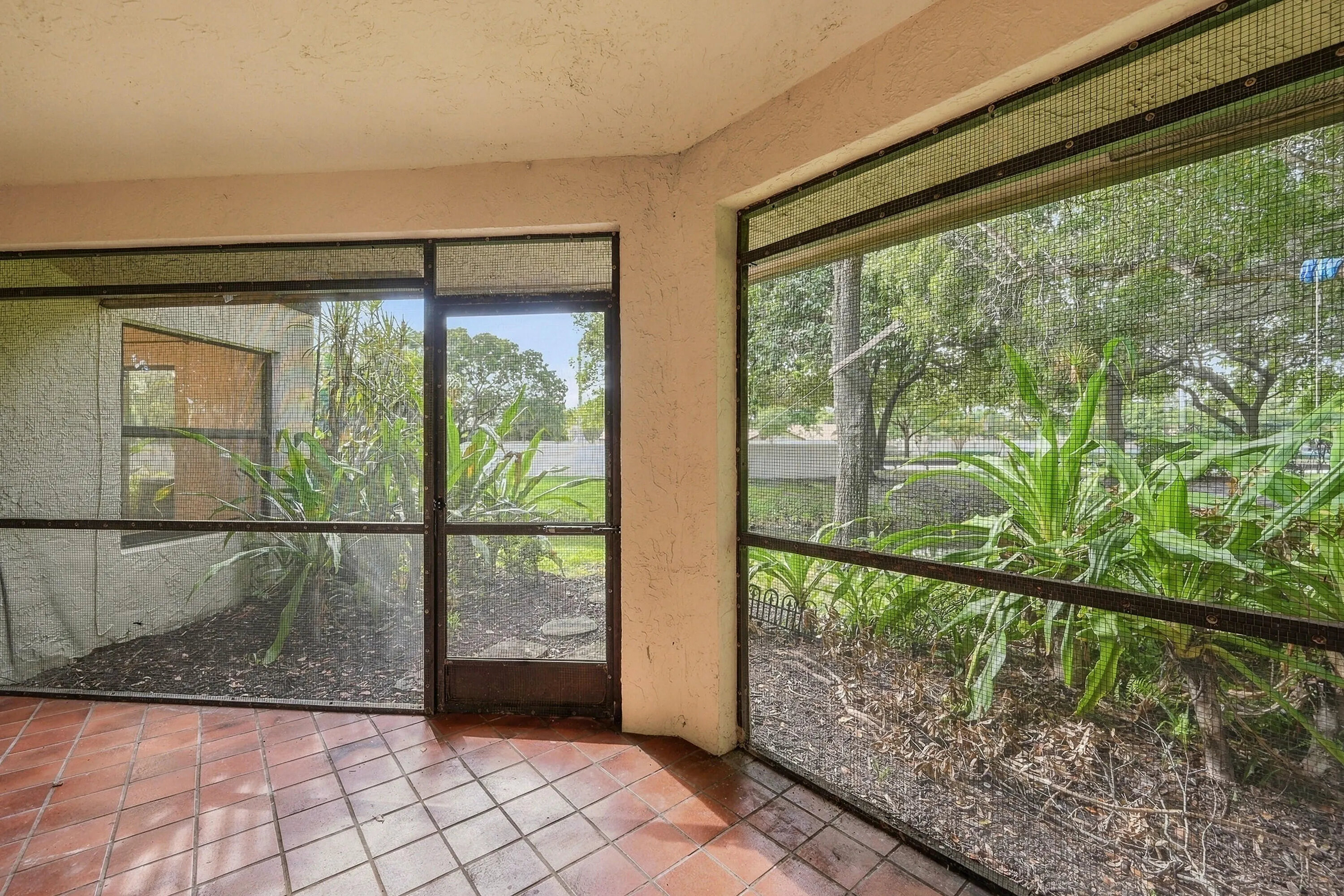 9313 W SUNRISE Boulevard