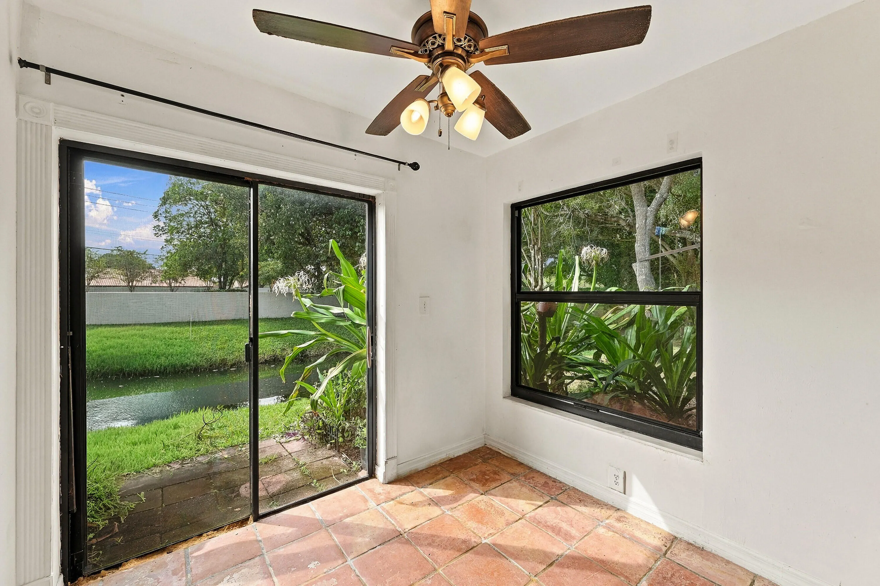 9313 W SUNRISE Boulevard