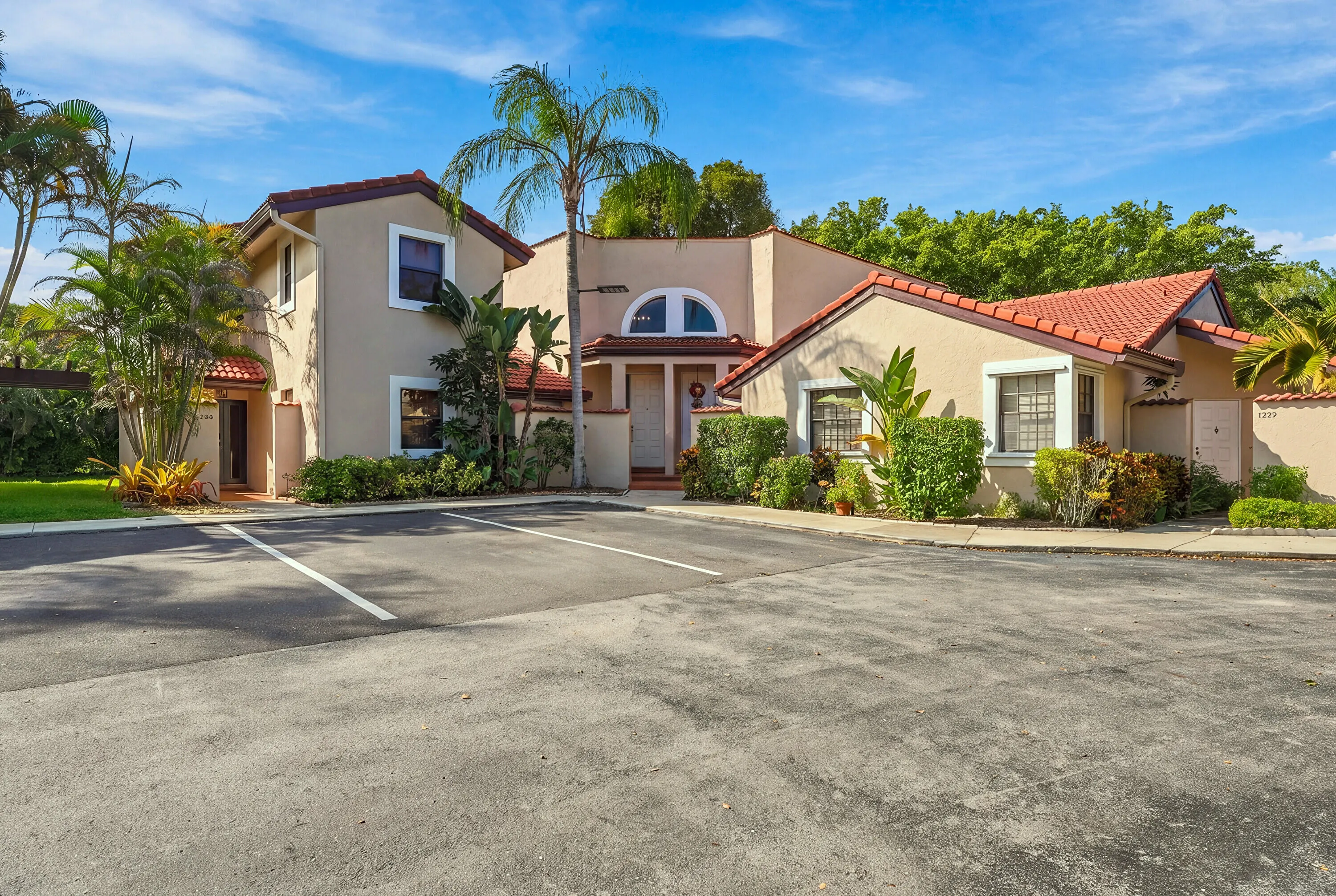 9313 W SUNRISE Boulevard